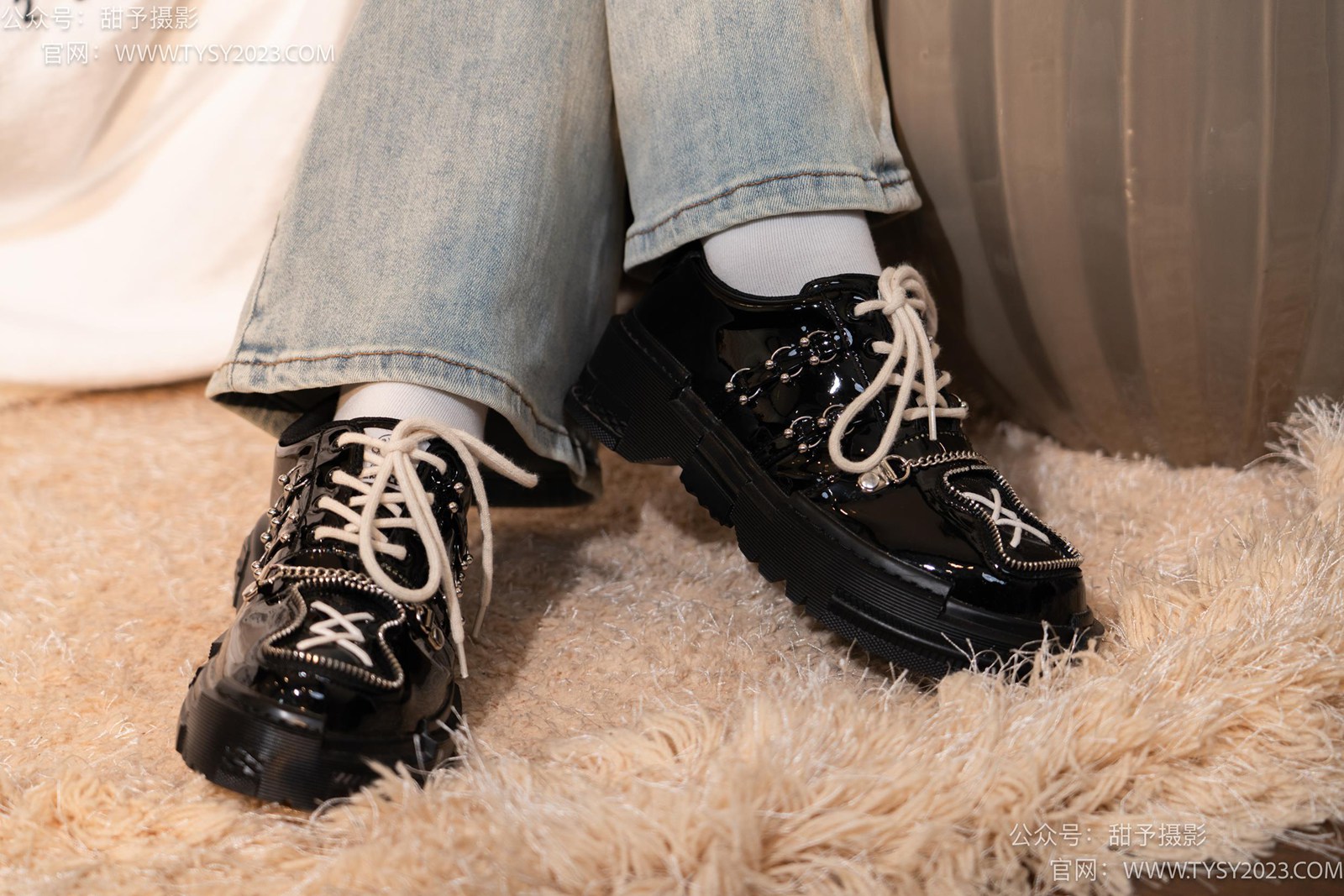 图片[50]-甜予摄影 NO.031 小野-皮鞋、白棉袜、油量灰丝[129P] – 速更版-美库