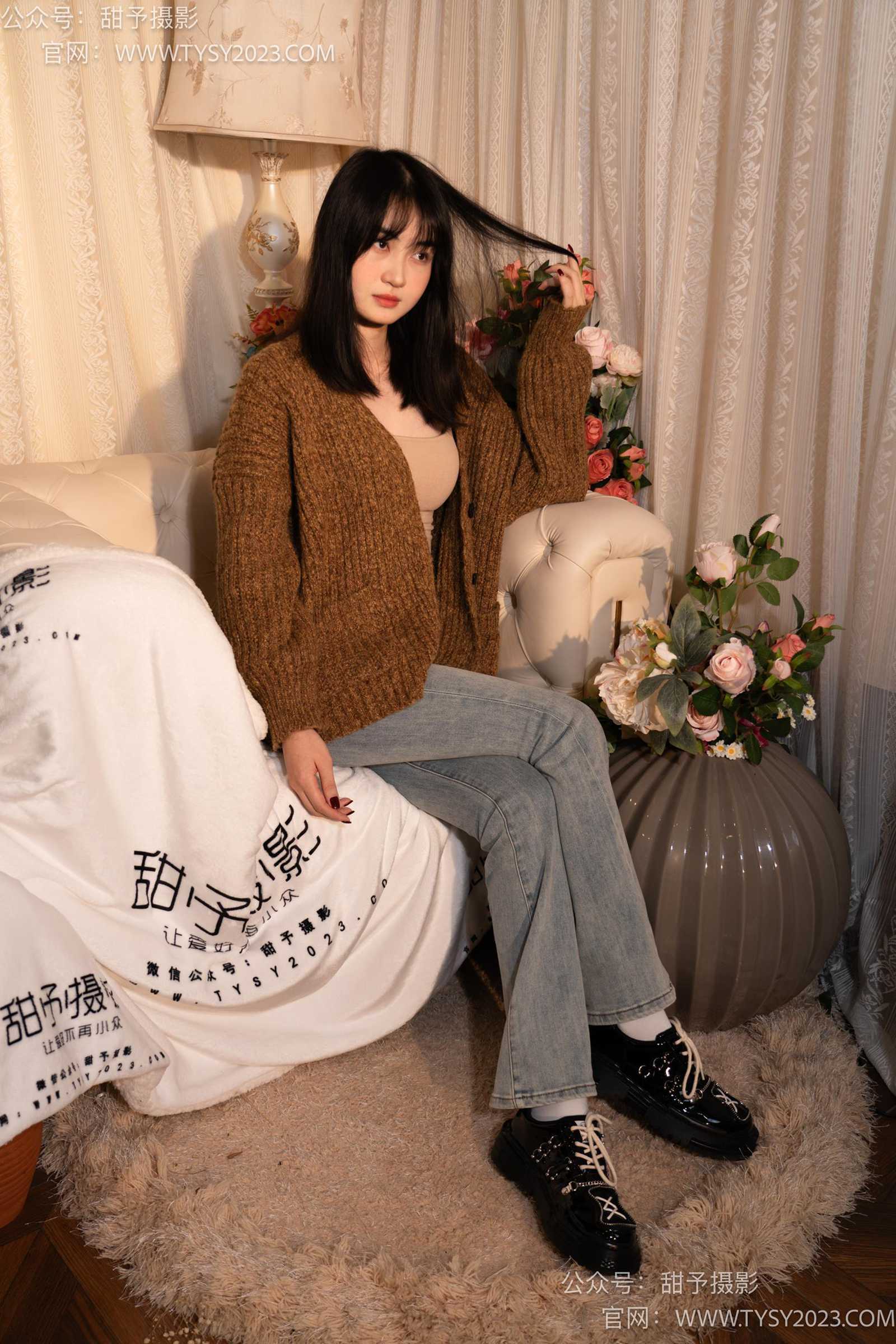 图片[53]-甜予摄影 NO.031 小野-皮鞋、白棉袜、油量灰丝[129P] – 速更版-美库