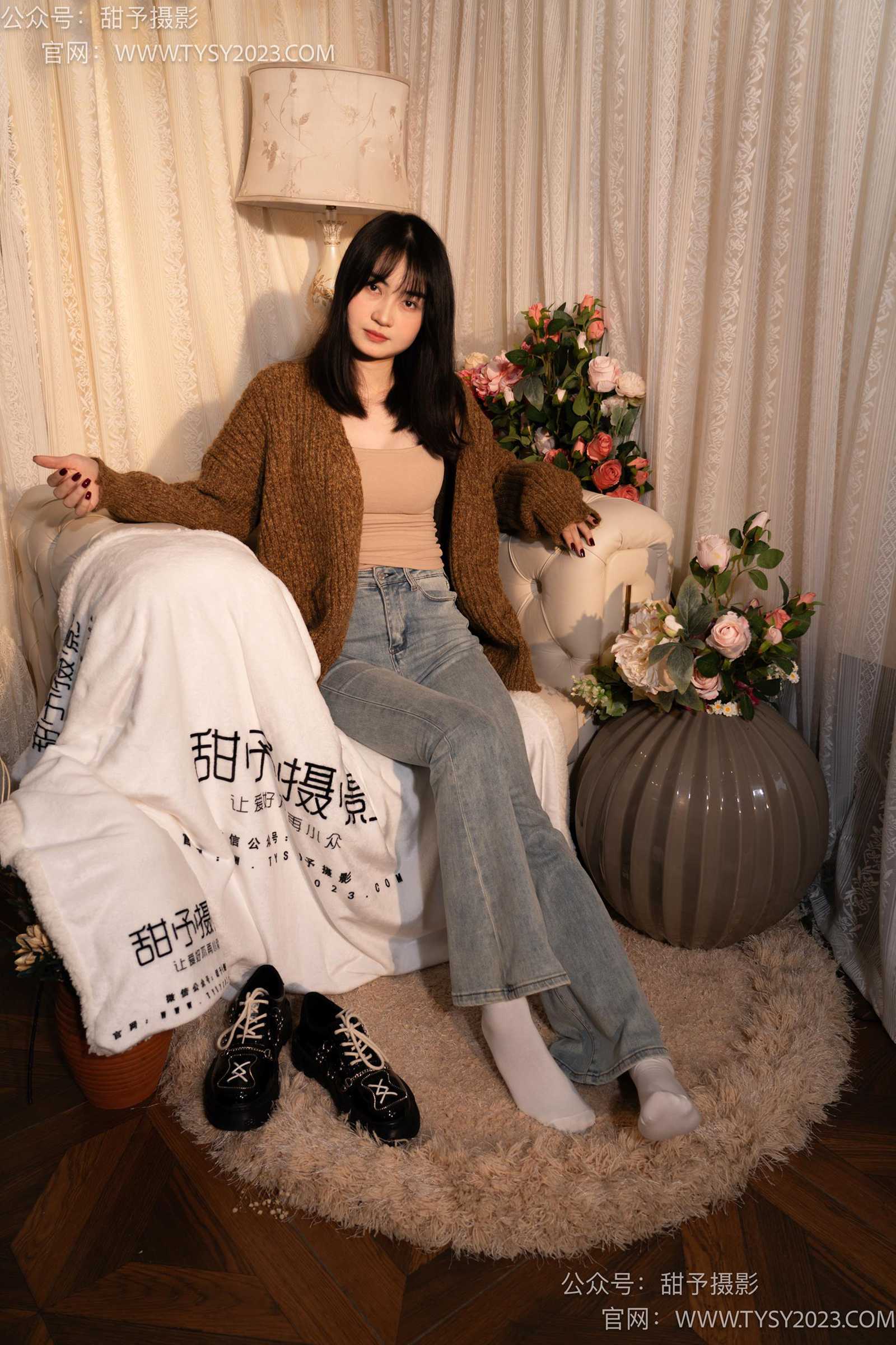 图片[66]-甜予摄影 NO.031 小野-皮鞋、白棉袜、油量灰丝[129P] – 速更版-美库