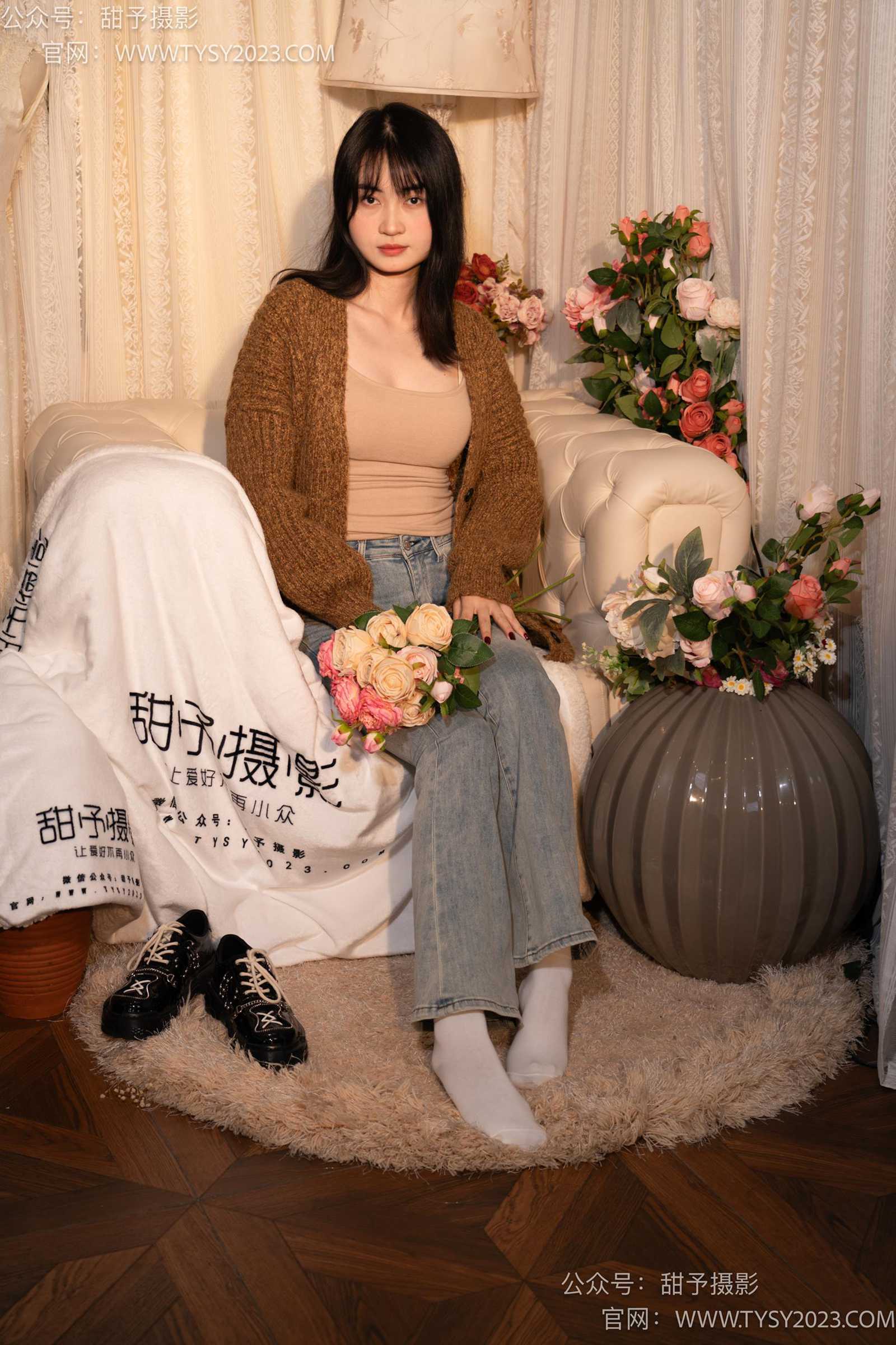 图片[78]-甜予摄影 NO.031 小野-皮鞋、白棉袜、油量灰丝[129P] – 速更版-美库