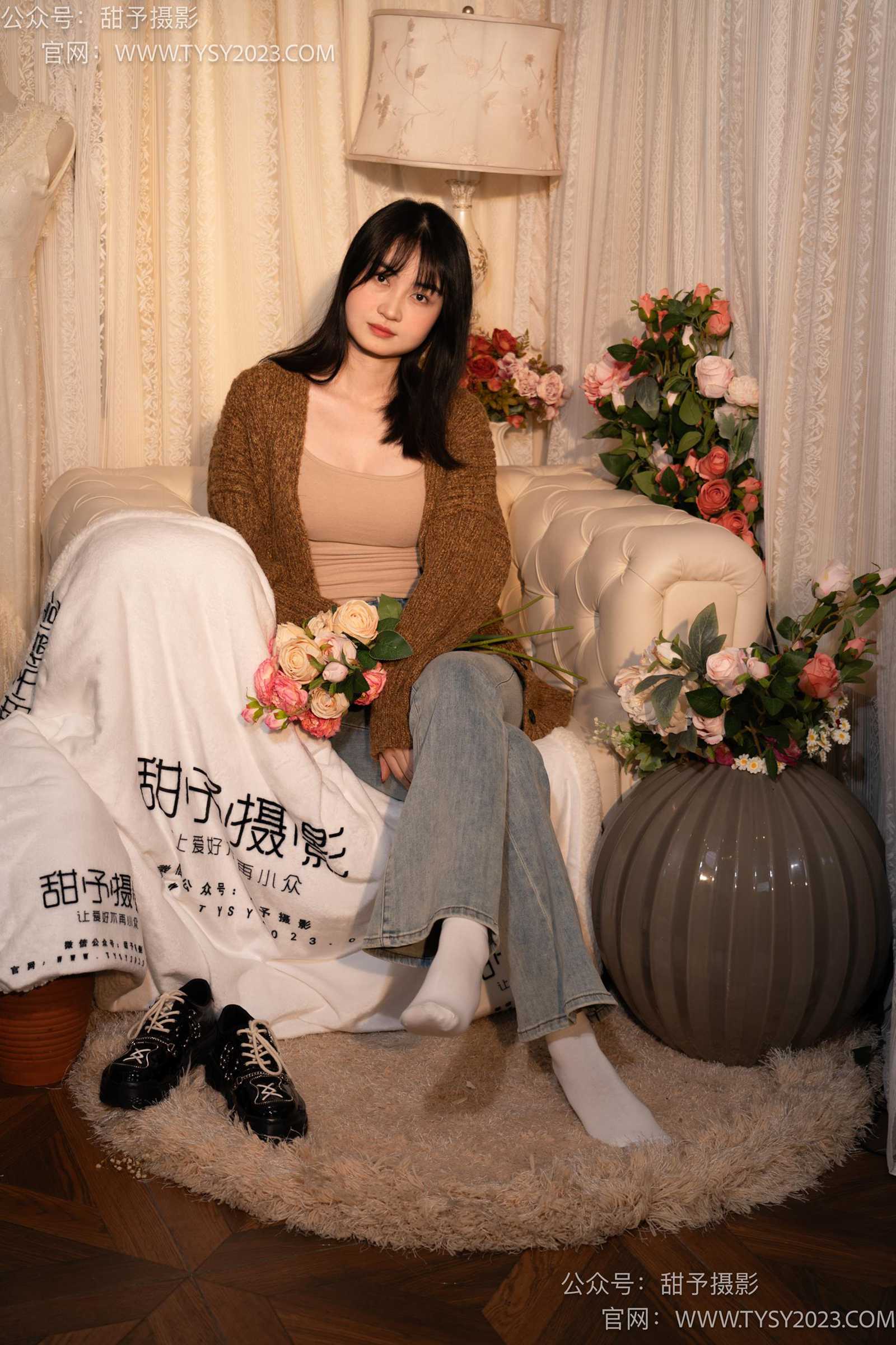 图片[79]-甜予摄影 NO.031 小野-皮鞋、白棉袜、油量灰丝[129P] – 速更版-美库