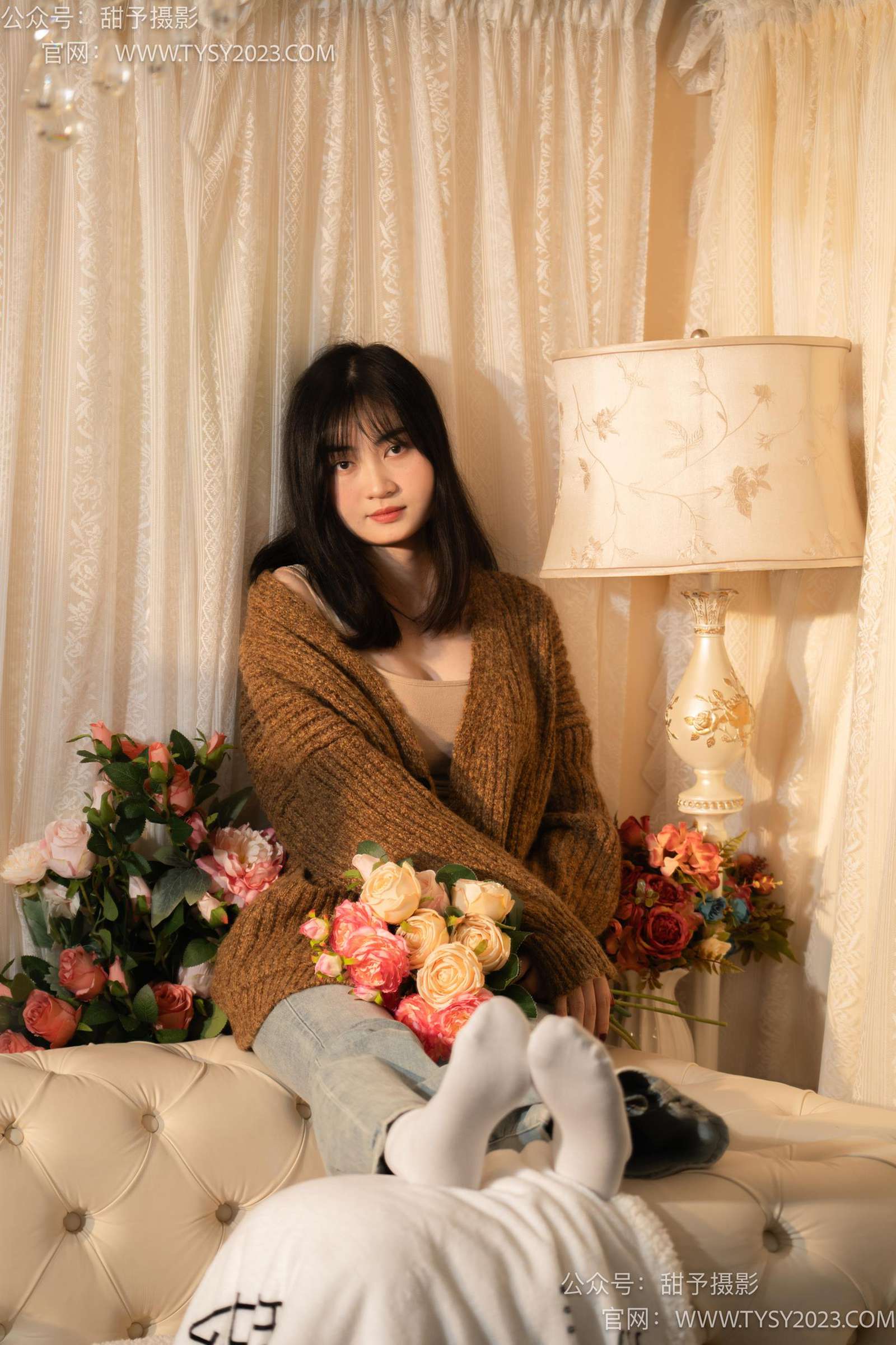 图片[93]-甜予摄影 NO.031 小野-皮鞋、白棉袜、油量灰丝[129P] – 速更版-美库