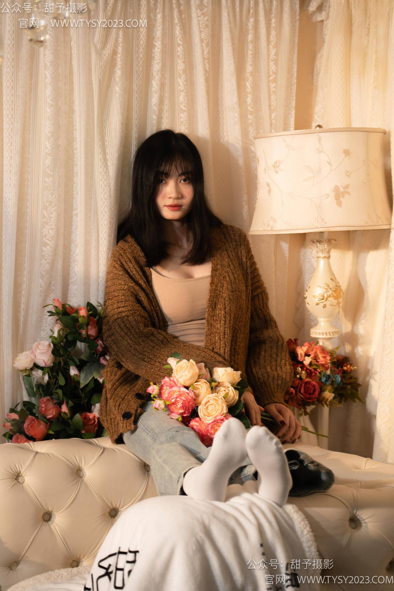 图片[94]-甜予摄影 NO.031 小野-皮鞋、白棉袜、油量灰丝[129P] – 速更版-美库