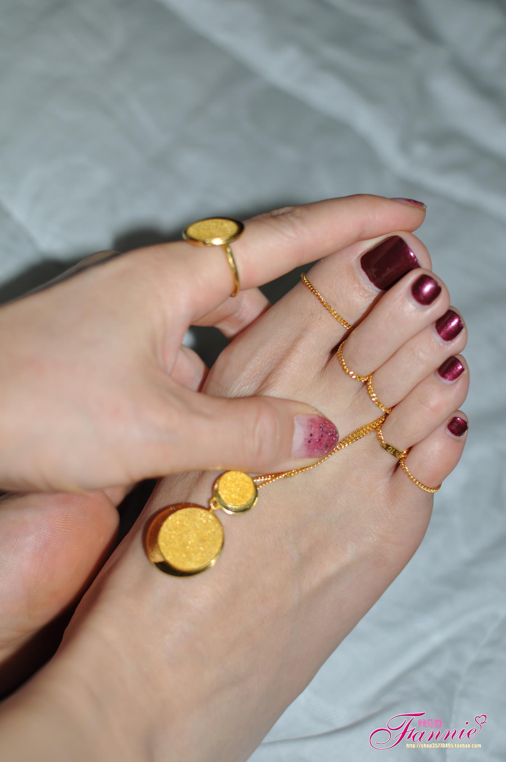 图片[47]-Fannie芬妮每足园 No.566 一缕金丝 玉趾牵[56P] – 速更版-美库