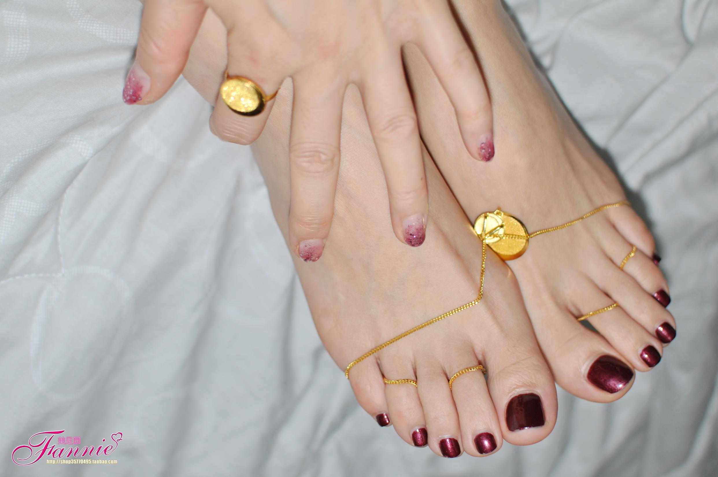 图片[52]-Fannie芬妮每足园 No.566 一缕金丝 玉趾牵[56P] – 速更版-美库