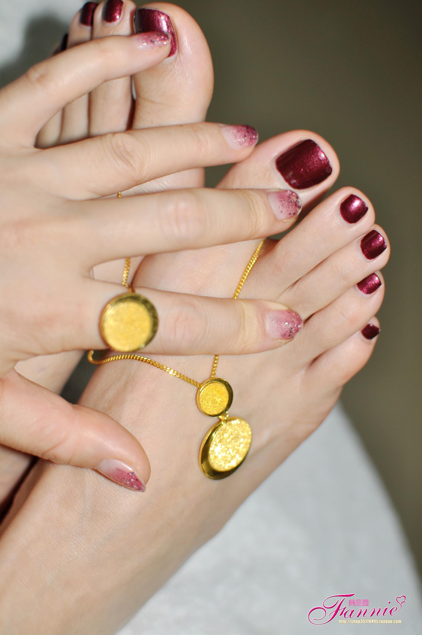 图片[54]-Fannie芬妮每足园 No.566 一缕金丝 玉趾牵[56P] – 速更版-美库