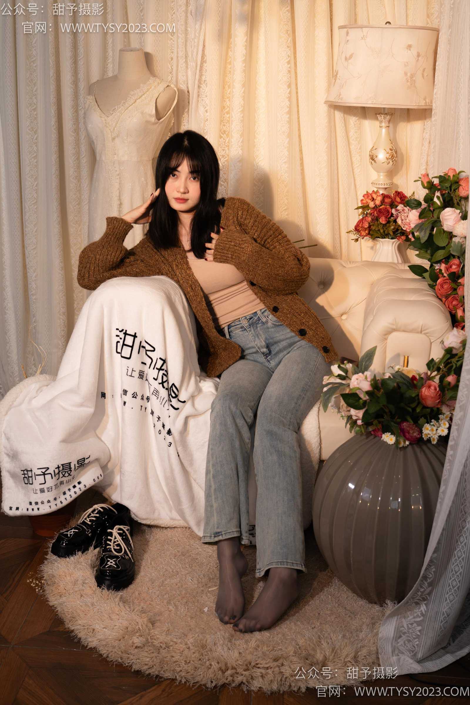 图片[118]-甜予摄影 NO.031 小野-皮鞋、白棉袜、油量灰丝[129P] – 速更版-美库