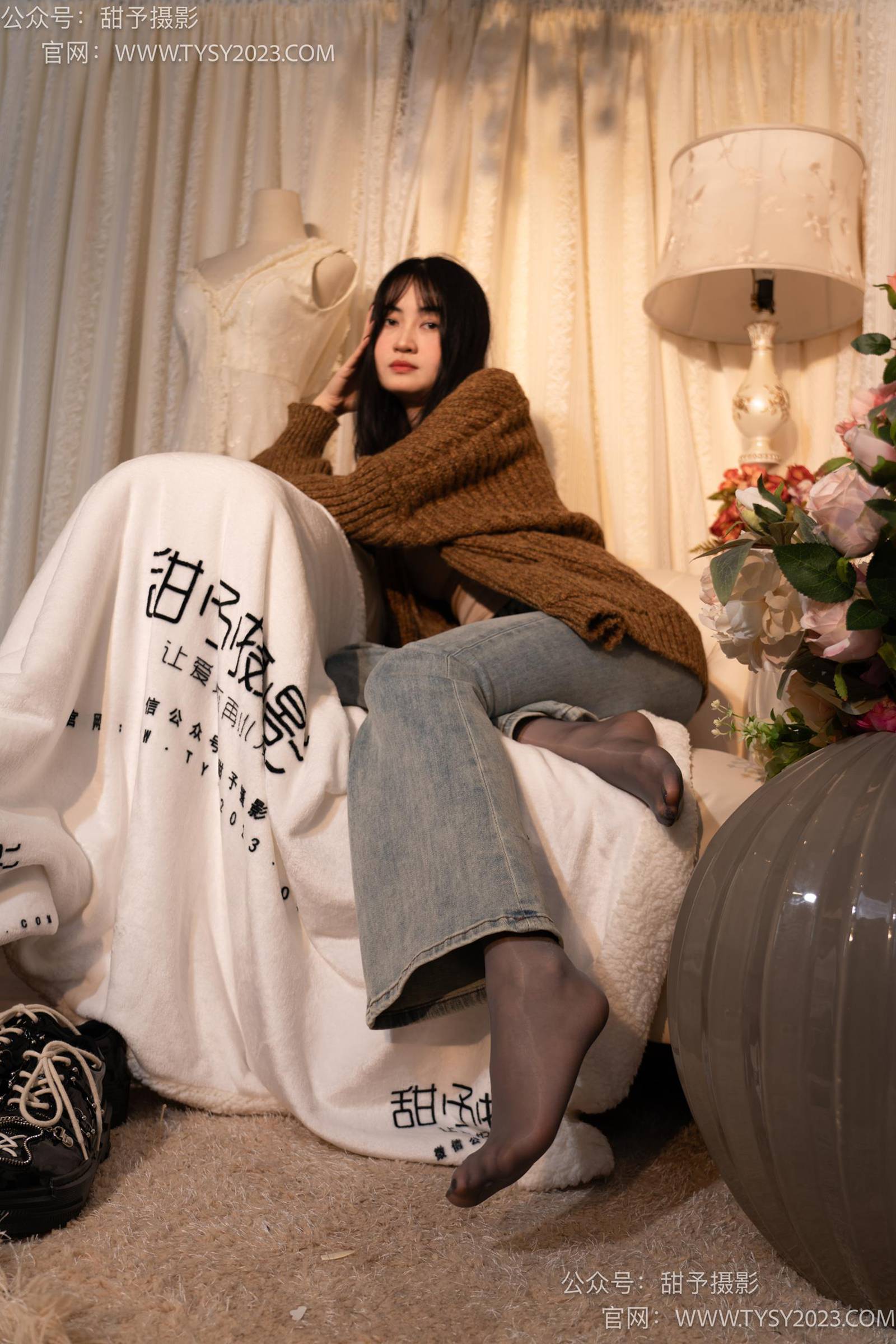 图片[122]-甜予摄影 NO.031 小野-皮鞋、白棉袜、油量灰丝[129P] – 速更版-美库