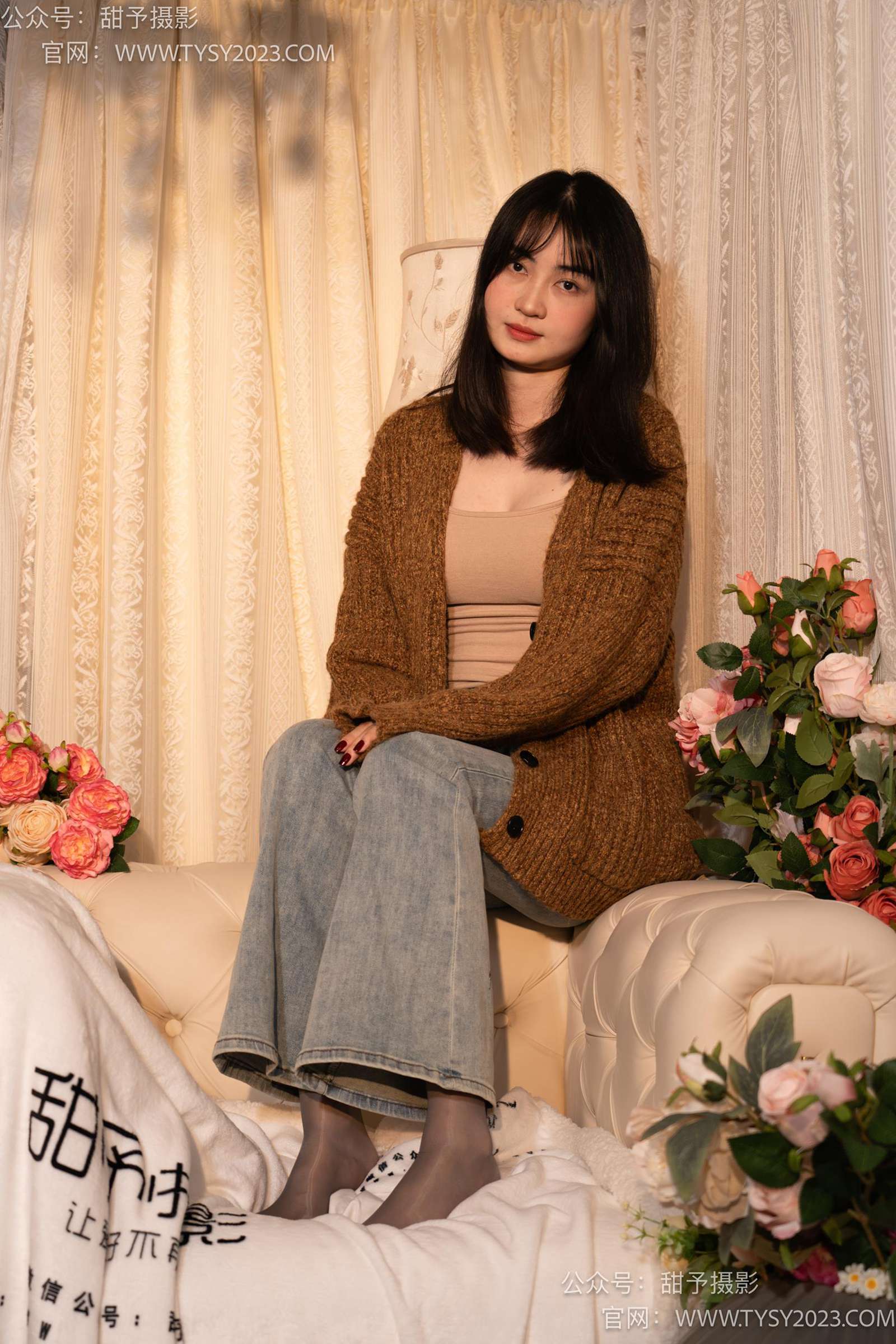 图片[127]-甜予摄影 NO.031 小野-皮鞋、白棉袜、油量灰丝[129P] – 速更版-美库