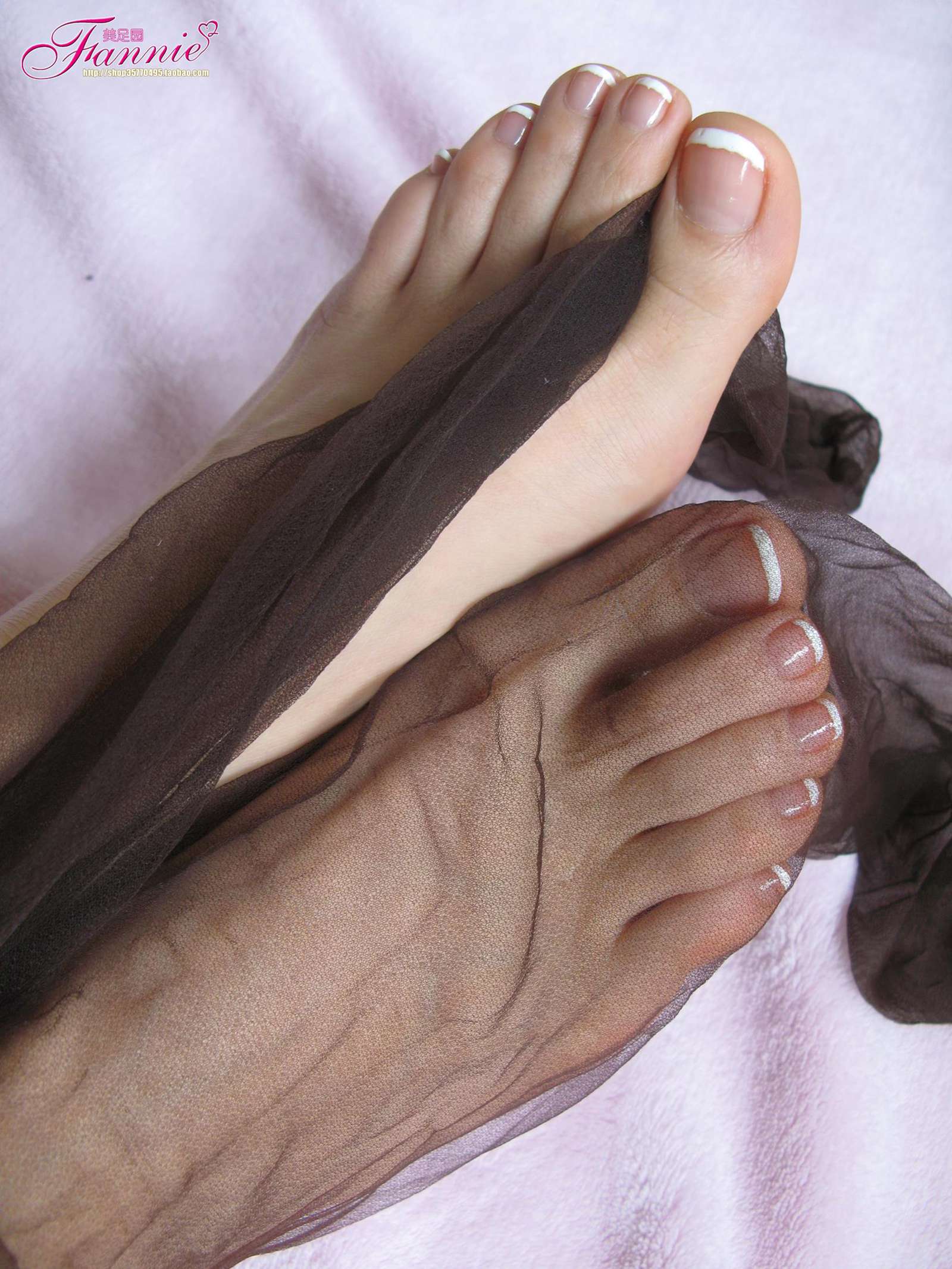 图片[45]-Fannie芬妮每足园 No.568 一缕情丝 绕趾间 长篇咖啡丝[102P] – 速更版-美库