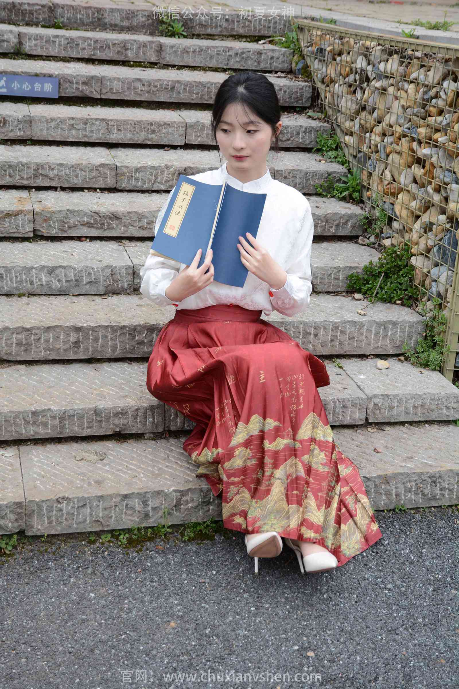 图片[95]-初夏女神 NO.170 安妮 御剑飞行[140P] – 速更版-美库