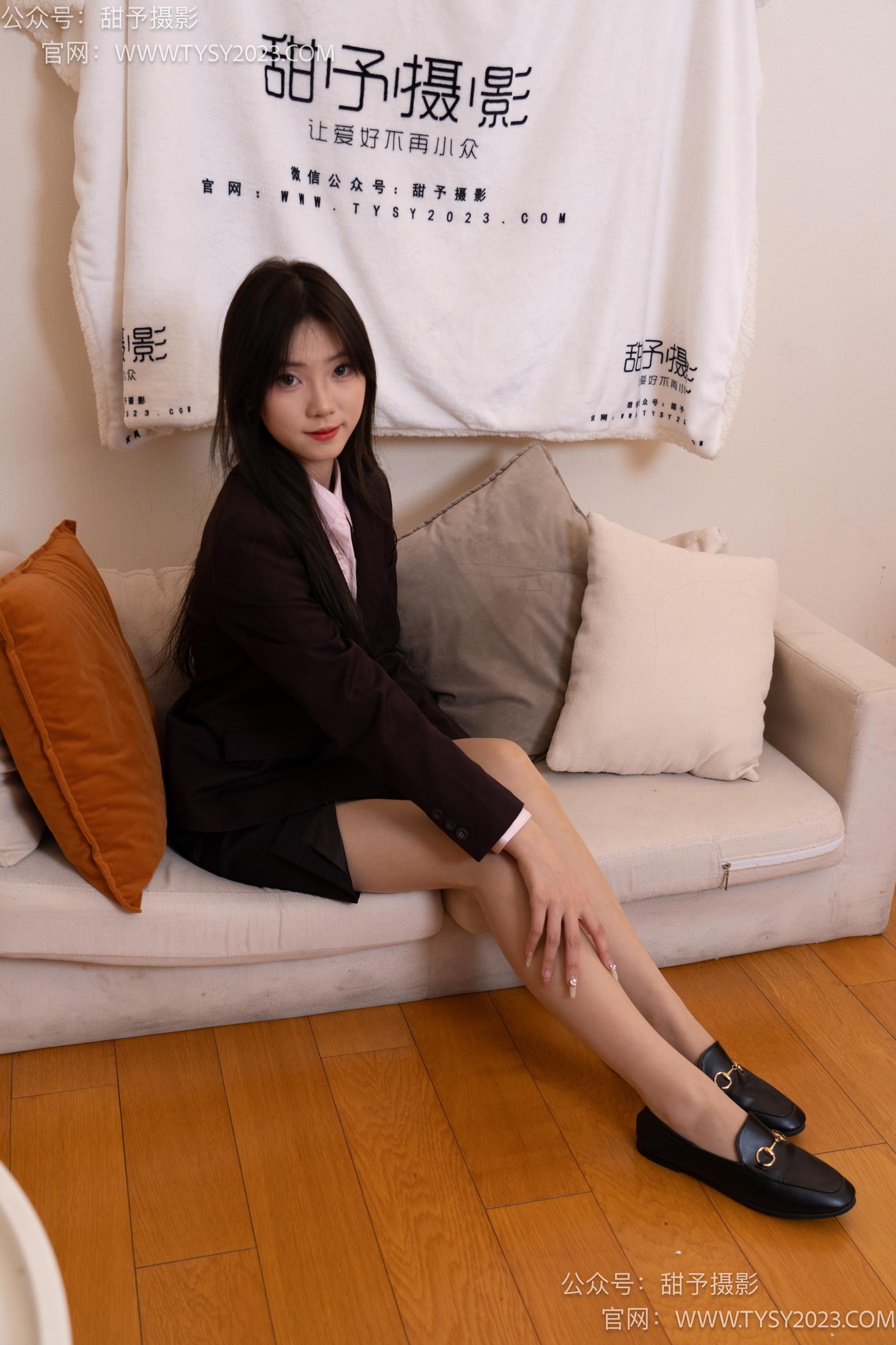 图片[93]-甜予摄影 NO.033 璇璇-银行制服、皮鞋、肉丝[124P] – 速更版-美库