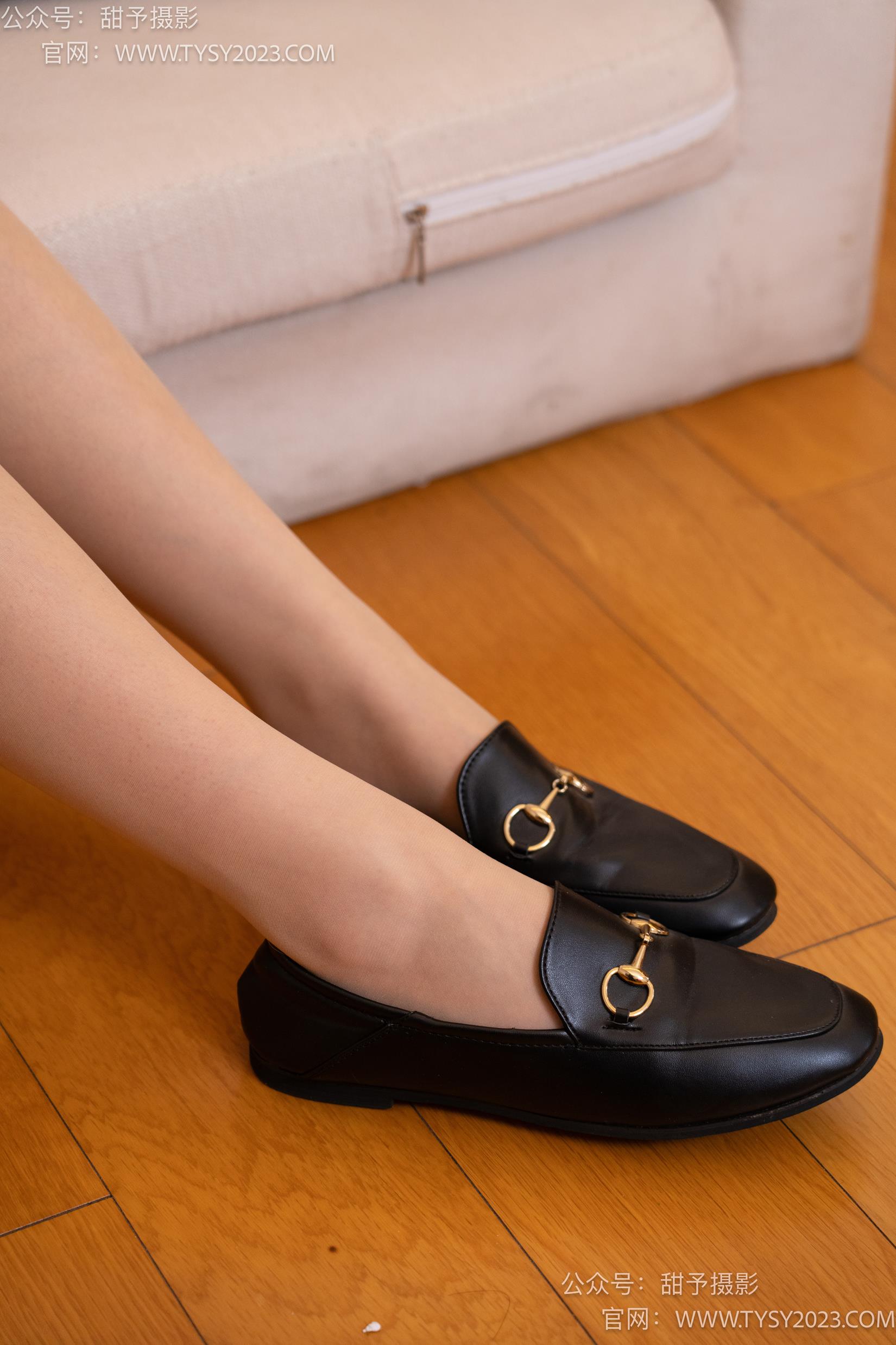 图片[94]-甜予摄影 NO.033 璇璇-银行制服、皮鞋、肉丝[124P] – 速更版-美库