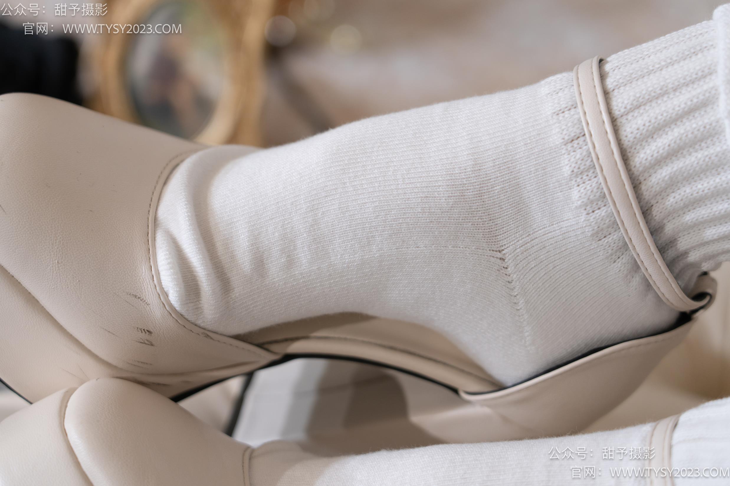 图片[14]-甜予摄影 NO.034 鱼鱼-高跟鞋、白棉袜、肉丝[129P] – 速更版-美库