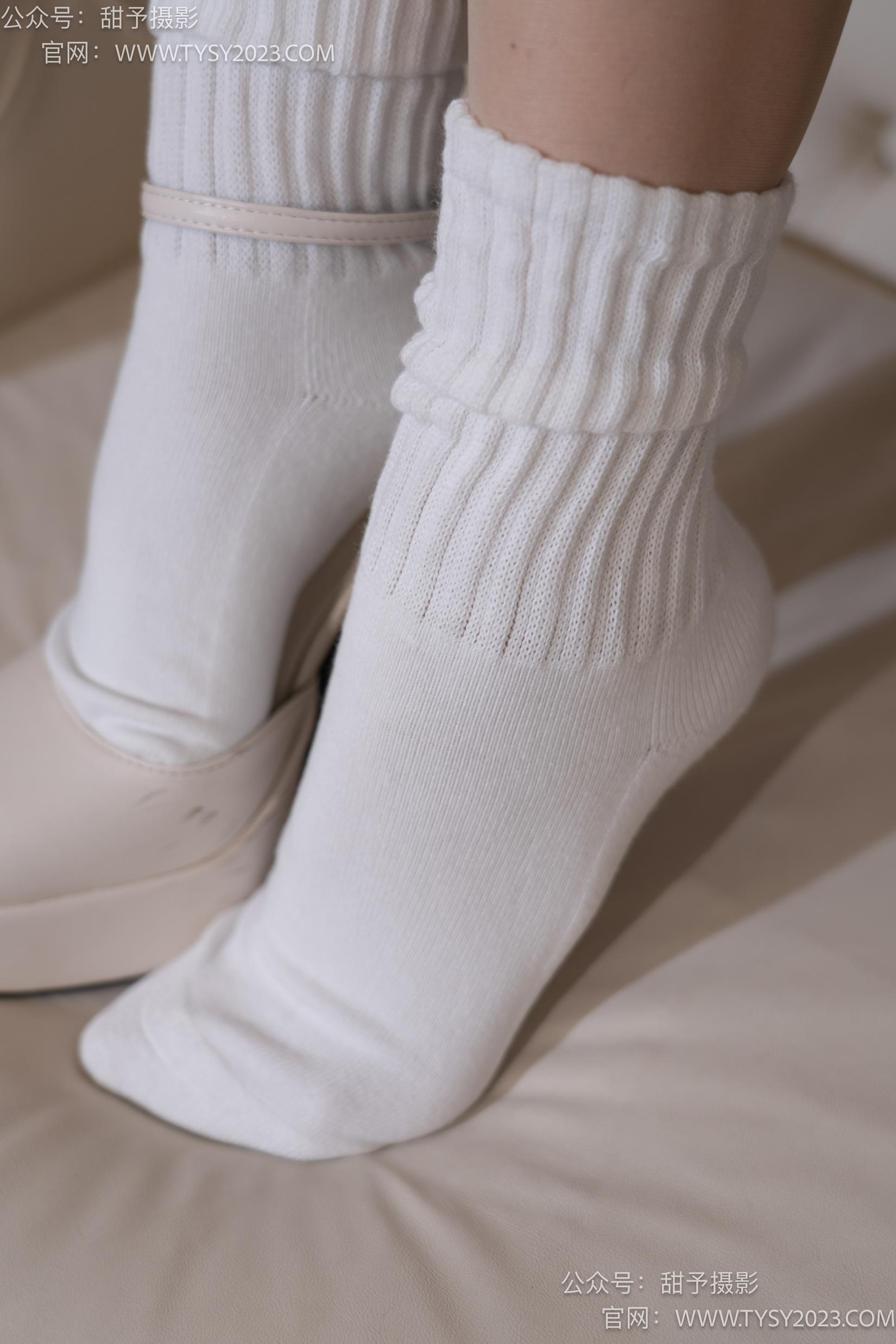 图片[29]-甜予摄影 NO.034 鱼鱼-高跟鞋、白棉袜、肉丝[129P] – 速更版-美库