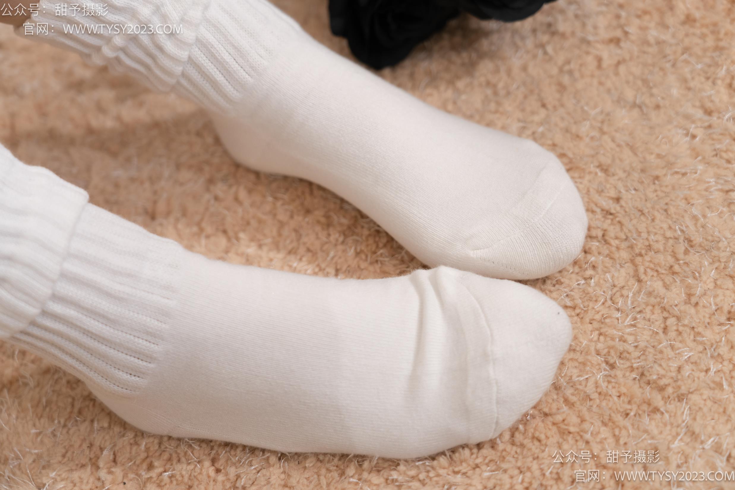 图片[39]-甜予摄影 NO.034 鱼鱼-高跟鞋、白棉袜、肉丝[129P] – 速更版-美库