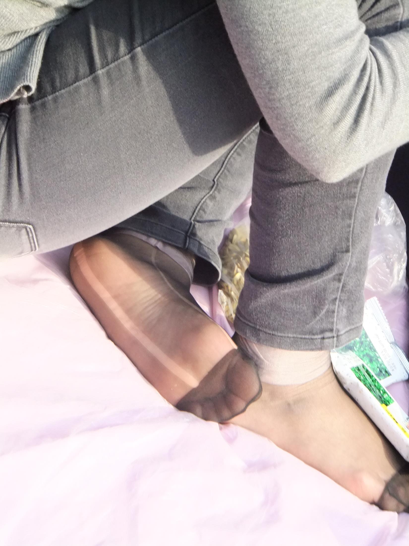 图片[25]-自由摄影 No.265 坐在角落的嘿丝三姐妹 [53P] – 速更版-美库