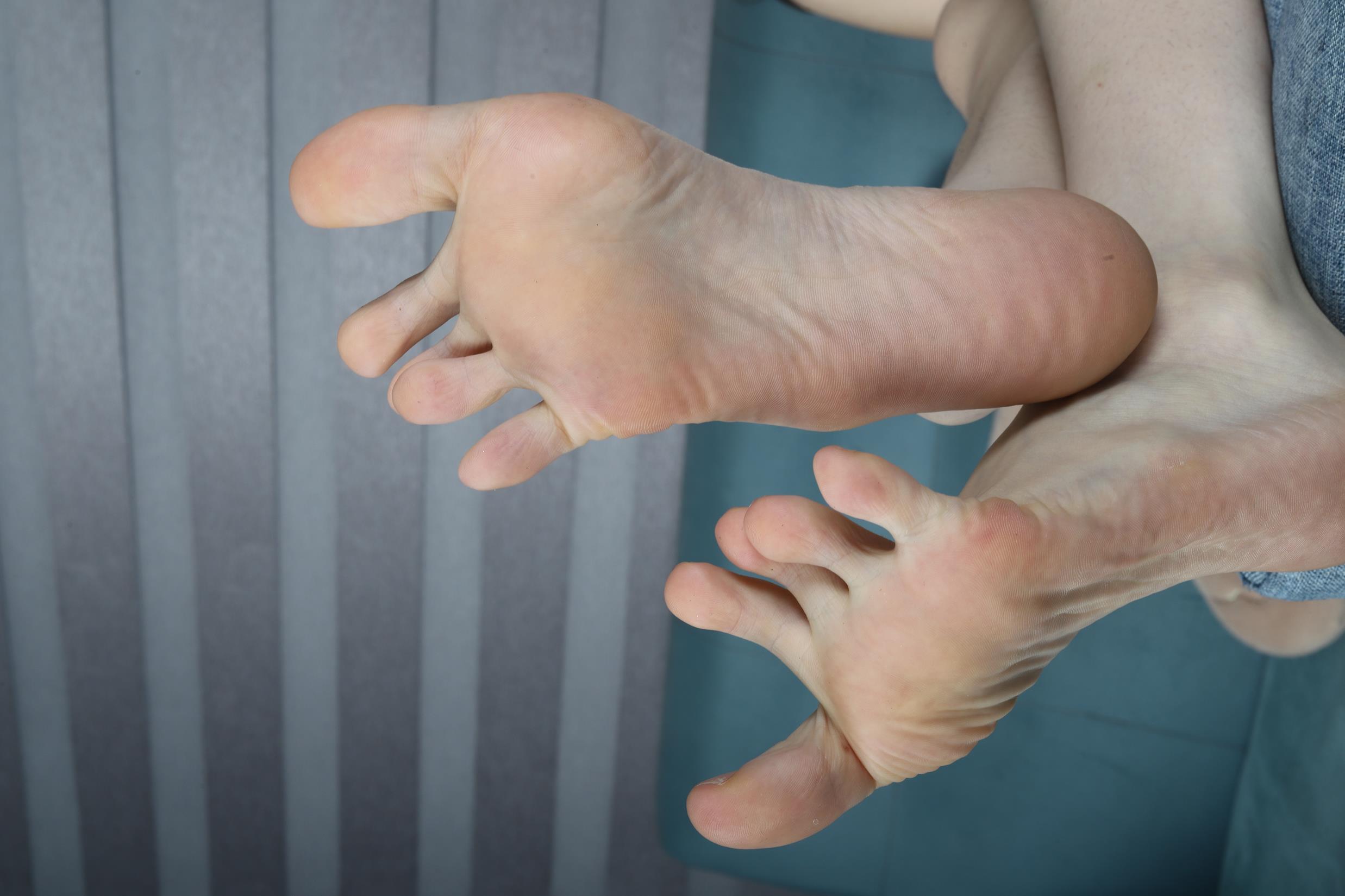 图片[112]-Pary摄影 NO.145 超美模特小玉穿上大露背秀美脚[139P] – 速更版-美库