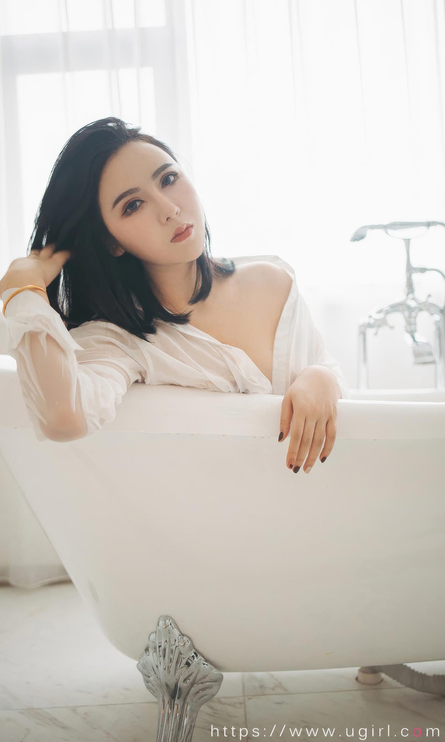 图片[20]-[爱尤物]2024 NO.2883 安稳的心愿 模特合辑[35P] – 速更版-美库