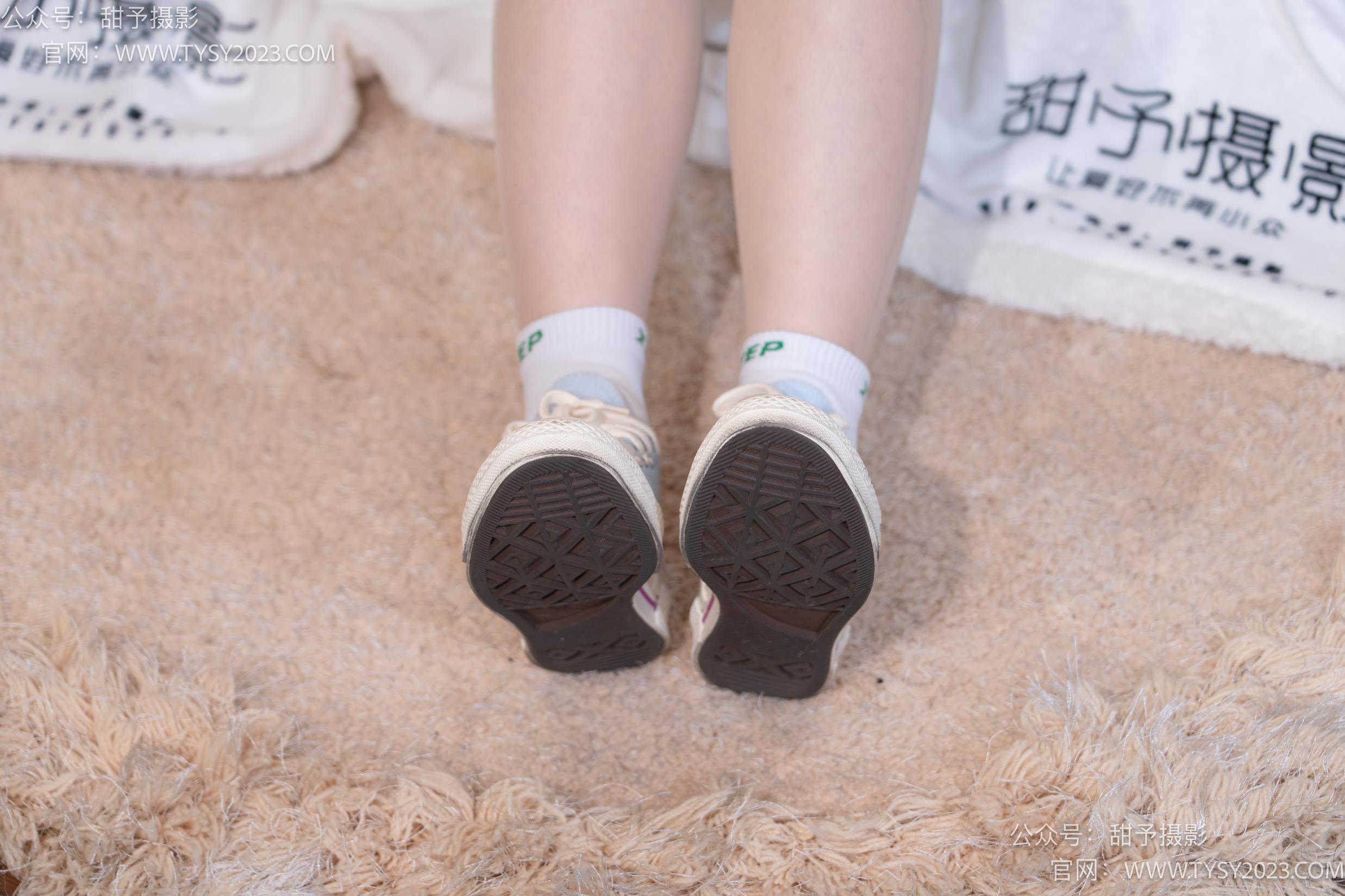 图片[38]-甜予摄影 NO.035 栗栗-帆布鞋、白棉袜、肉丝[128P] – 速更版-美库