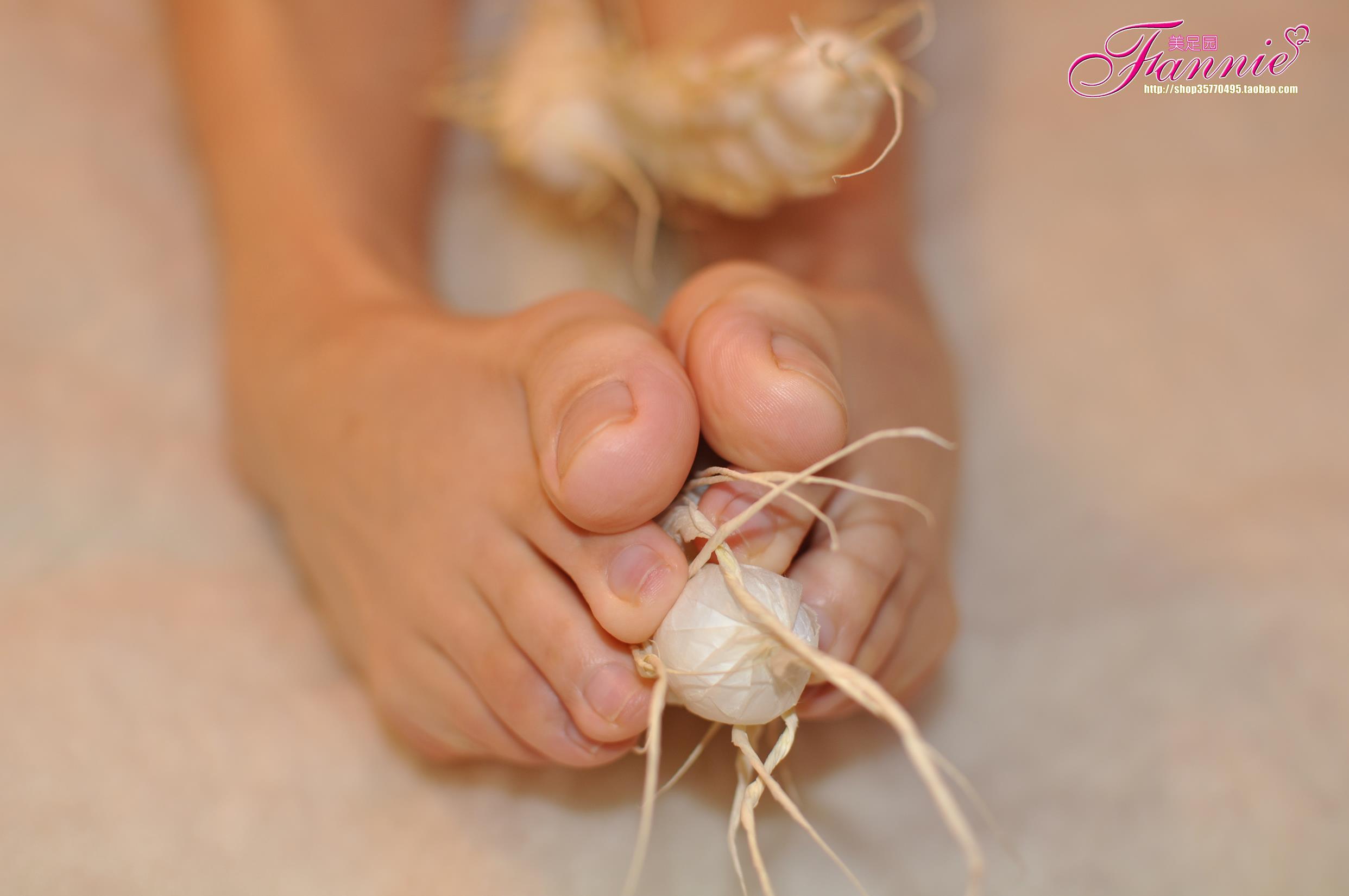 图片[13]-Fannie芬妮每足园 No.577 玉趾如蚕向花语2[73P] – 速更版-美库