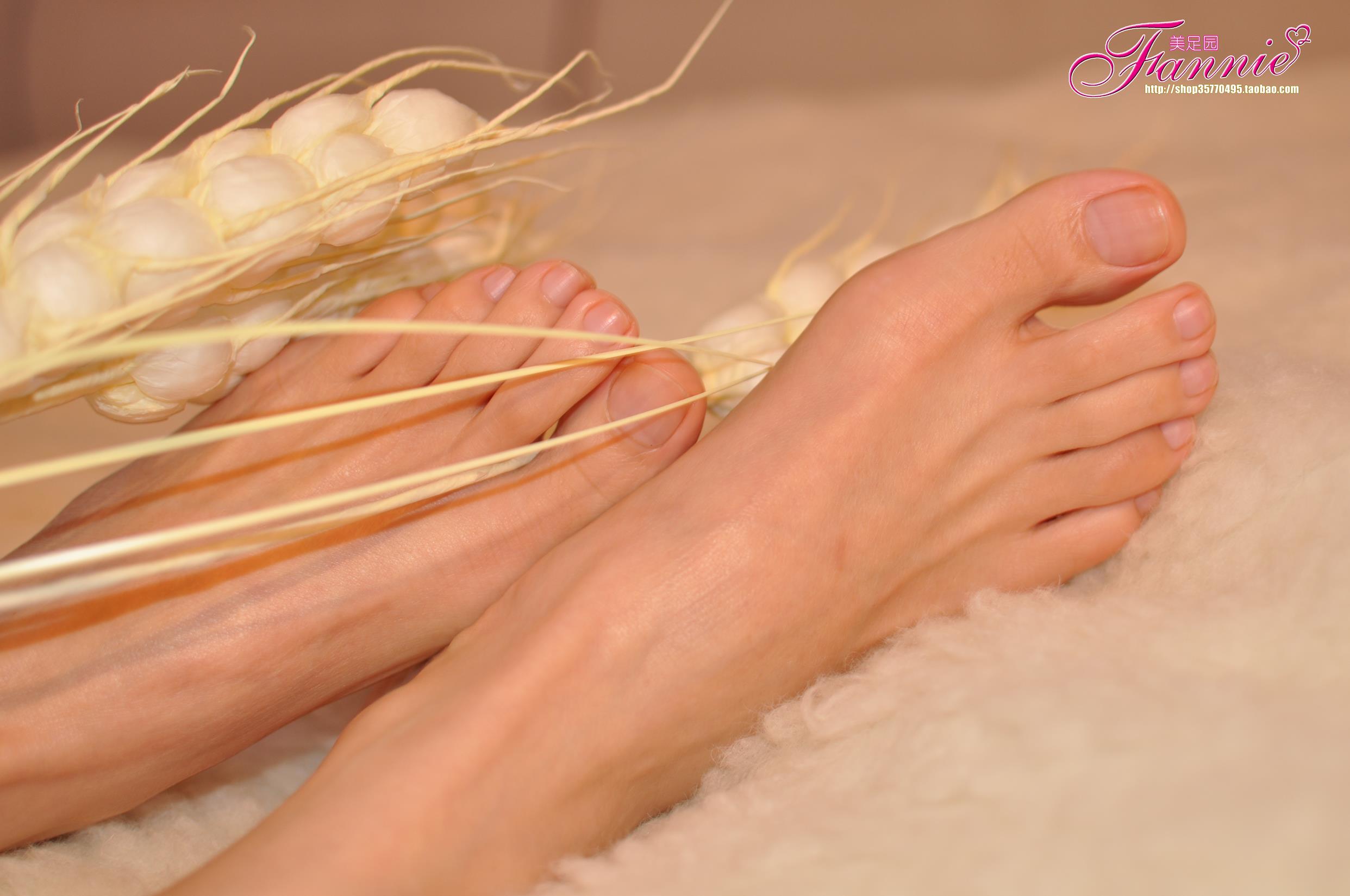 图片[16]-Fannie芬妮每足园 No.577 玉趾如蚕向花语2[73P] – 速更版-美库