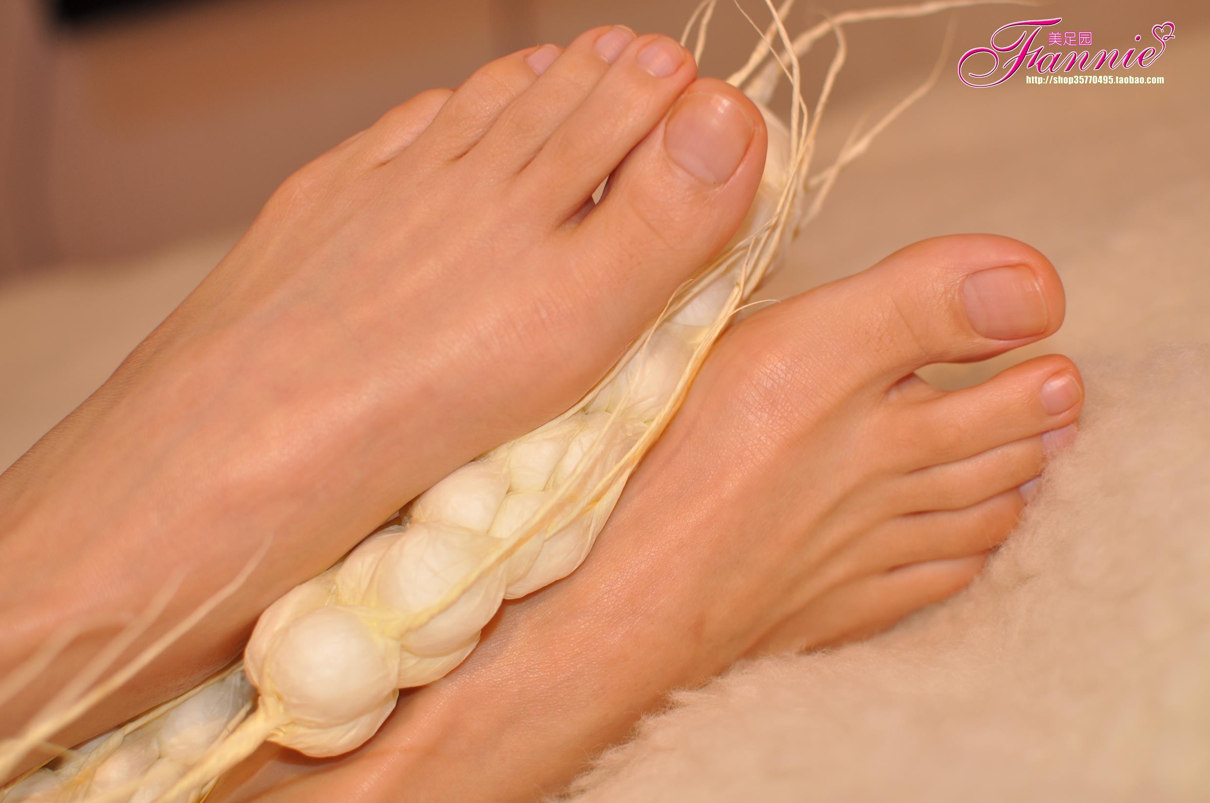 图片[22]-Fannie芬妮每足园 No.577 玉趾如蚕向花语2[73P] – 速更版-美库