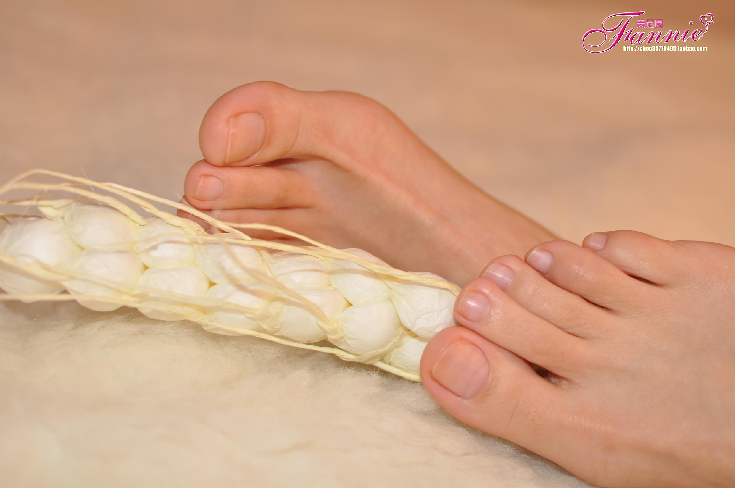 图片[40]-Fannie芬妮每足园 No.577 玉趾如蚕向花语2[73P] – 速更版-美库