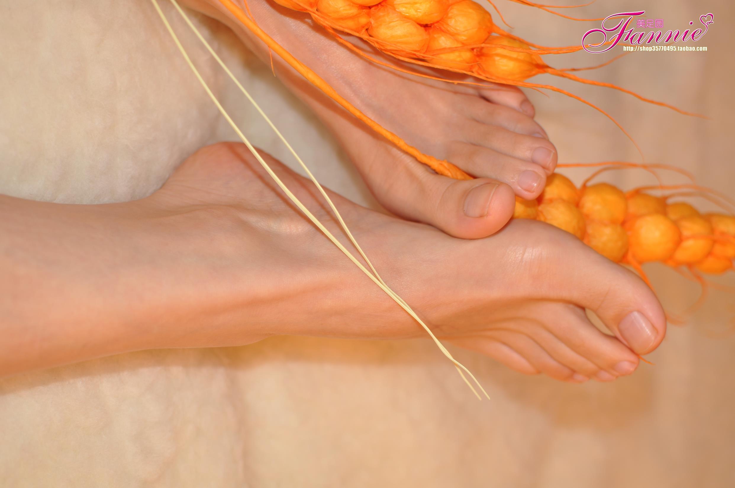 图片[24]-Fannie芬妮每足园 No.578 玉趾如蚕向花语3[68P] – 速更版-美库