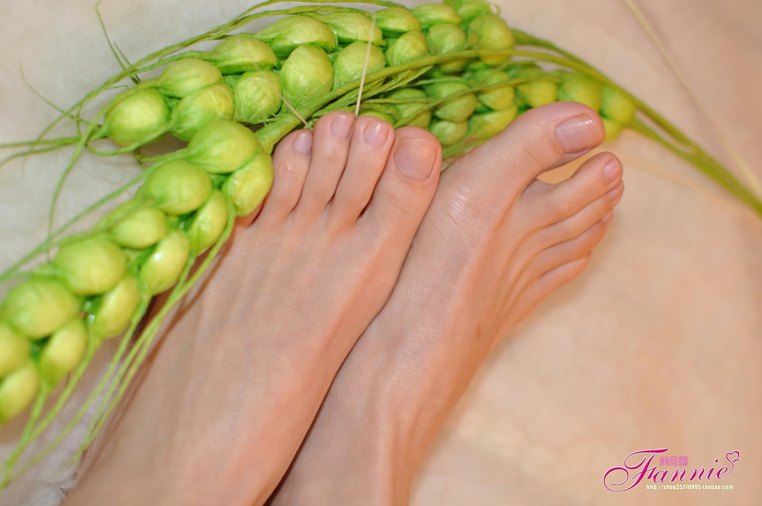 图片[71]-Fannie芬妮每足园 No.579 玉趾如蚕向花语4[95P] – 速更版-美库