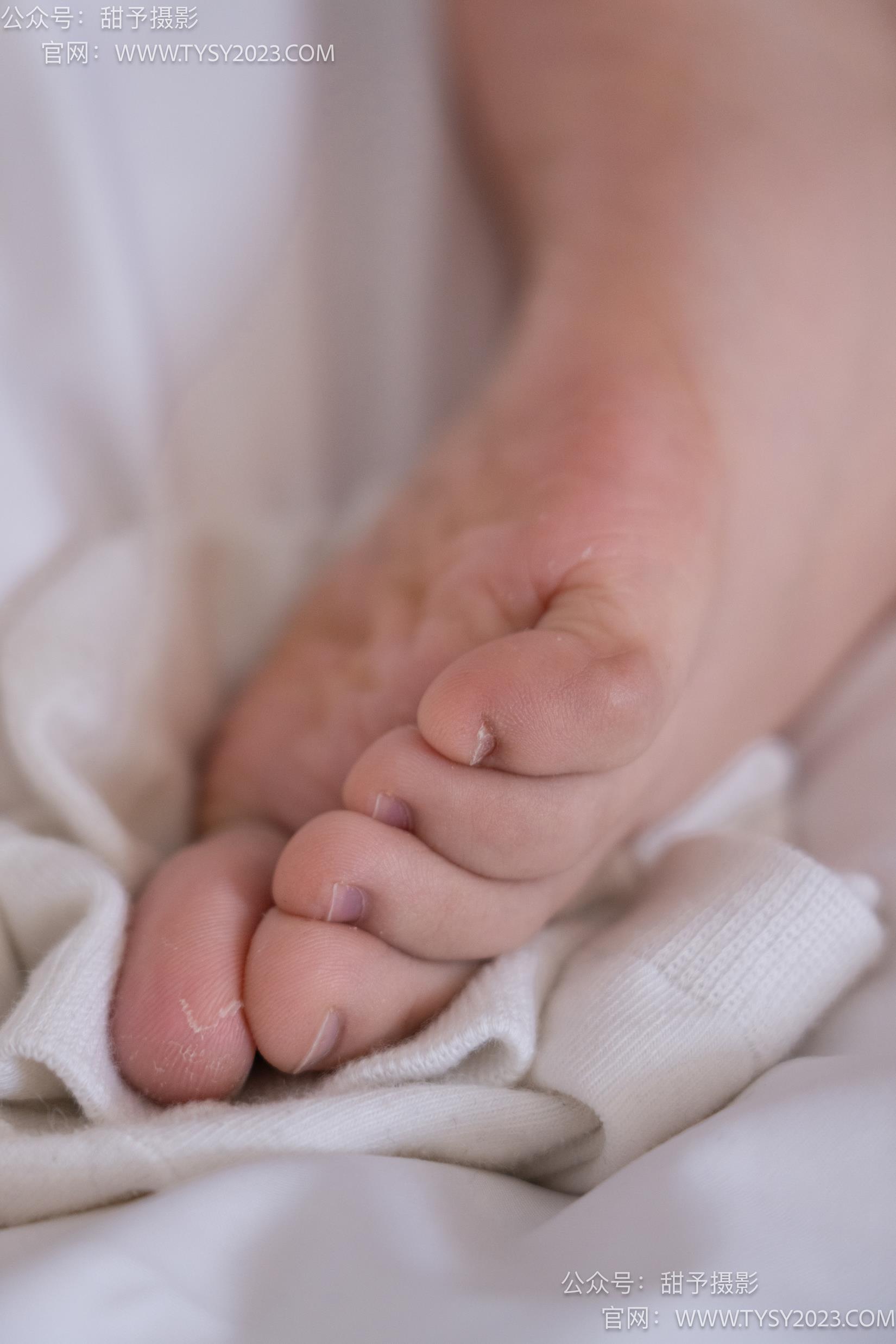 图片[26]-甜予摄影 NO.036 璇璇-马丁靴、白棉袜、裸足[124P] – 速更版-美库