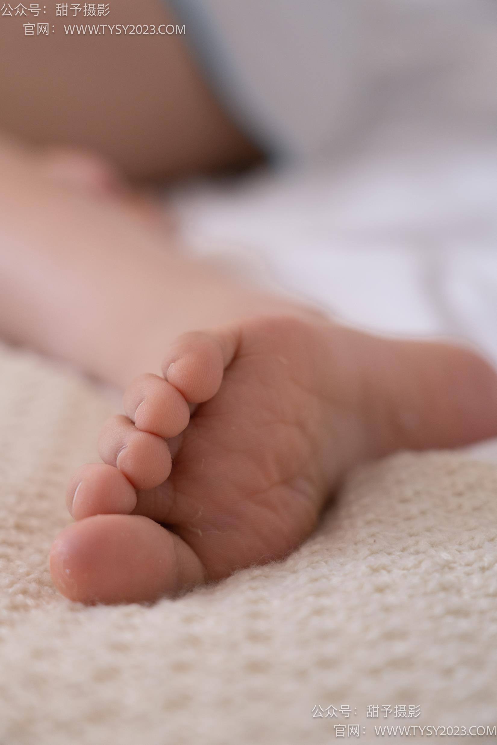 图片[29]-甜予摄影 NO.036 璇璇-马丁靴、白棉袜、裸足[124P] – 速更版-美库