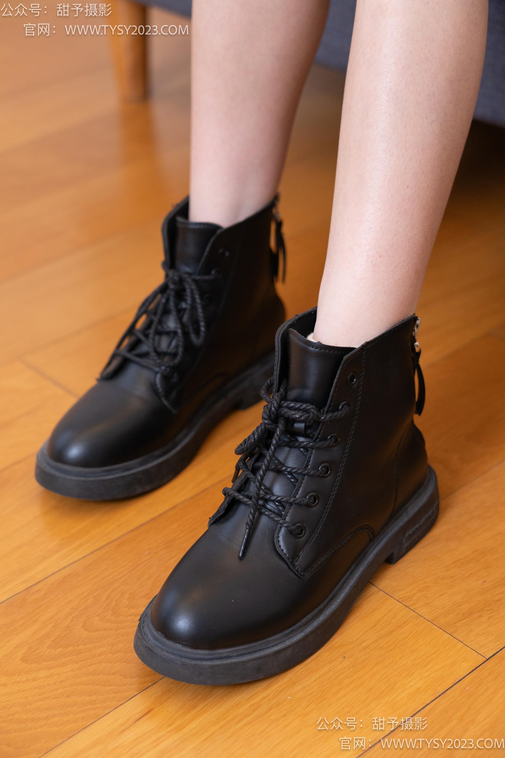 图片[42]-甜予摄影 NO.036 璇璇-马丁靴、白棉袜、裸足[124P] – 速更版-美库