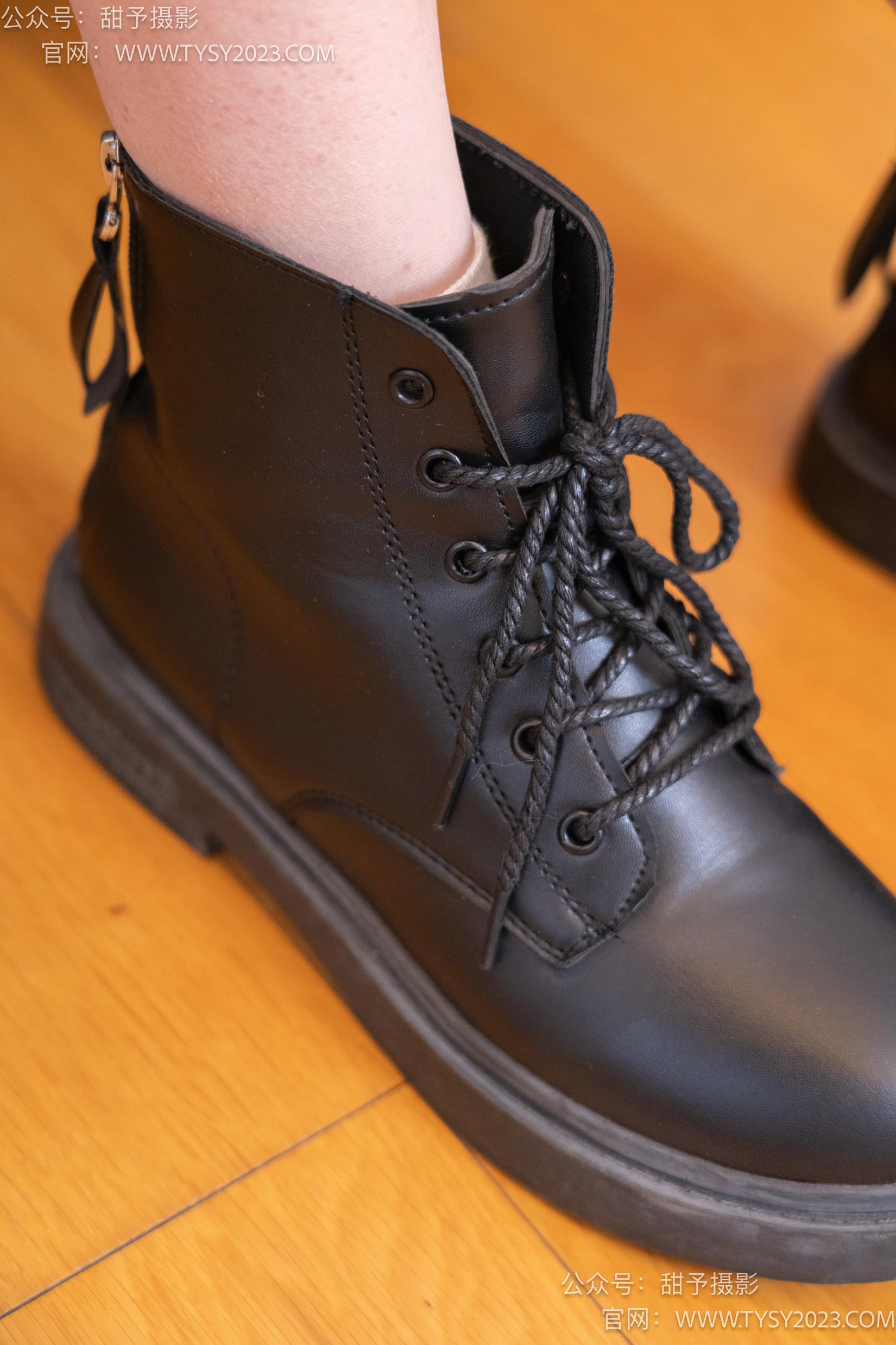 图片[44]-甜予摄影 NO.036 璇璇-马丁靴、白棉袜、裸足[124P] – 速更版-美库