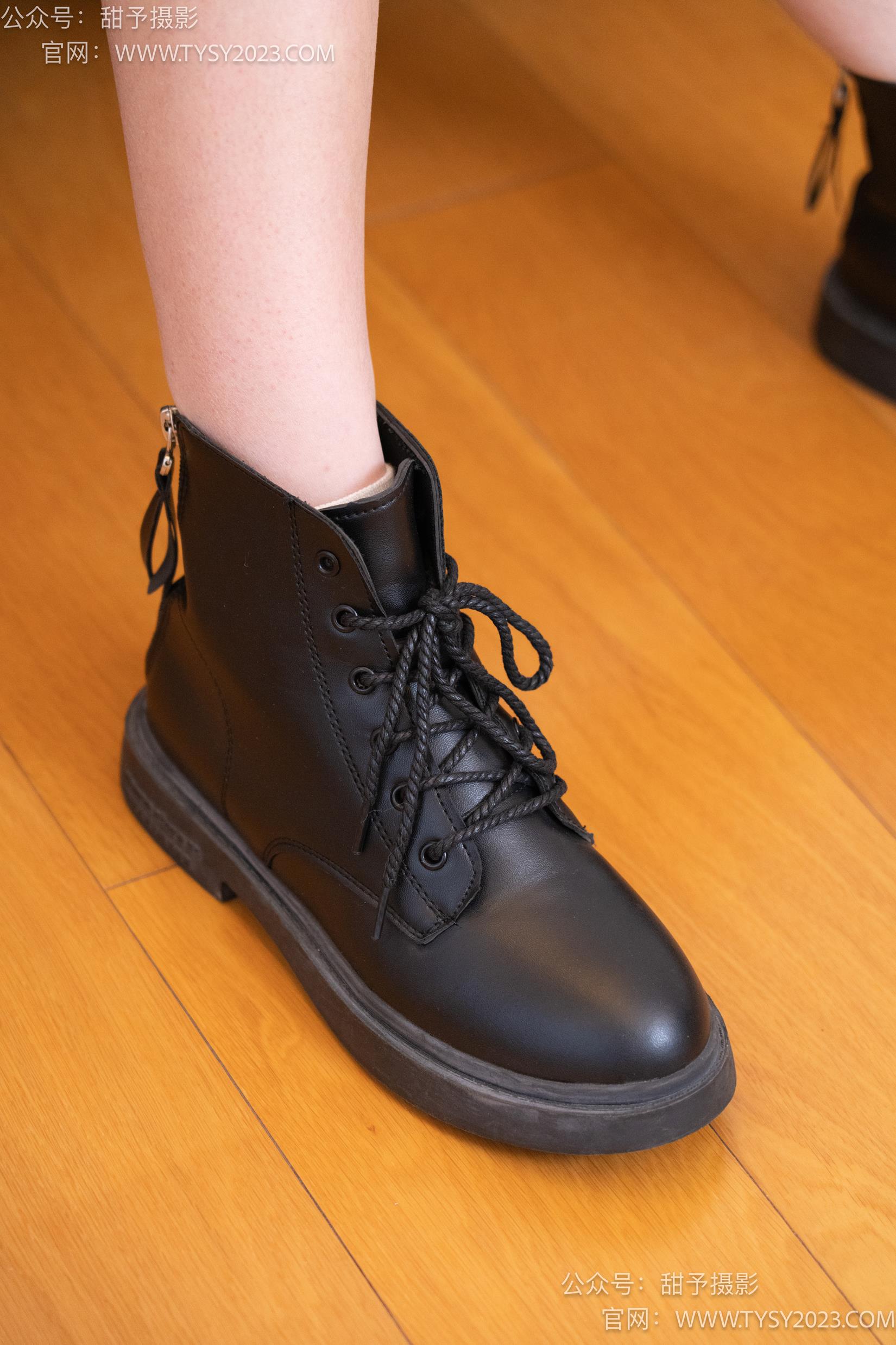 图片[51]-甜予摄影 NO.036 璇璇-马丁靴、白棉袜、裸足[124P] – 速更版-美库