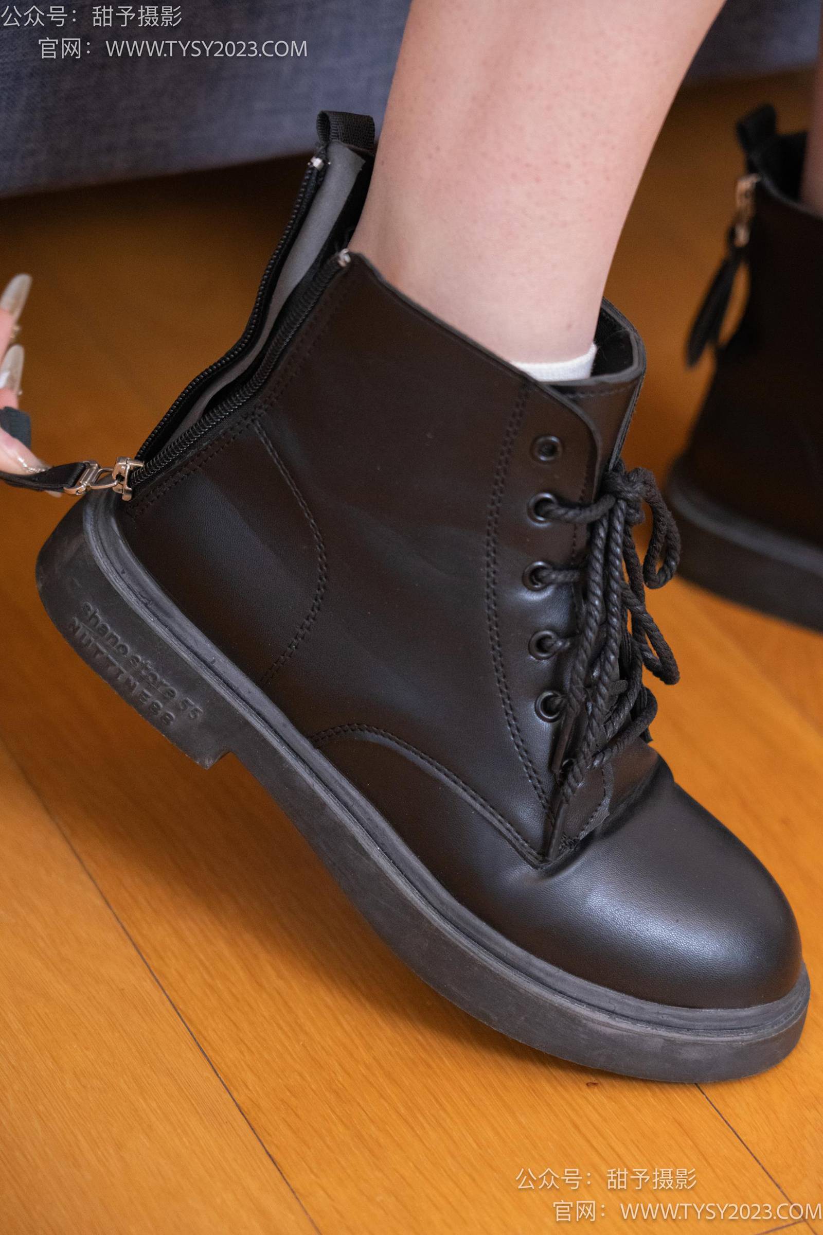 图片[58]-甜予摄影 NO.036 璇璇-马丁靴、白棉袜、裸足[124P] – 速更版-美库