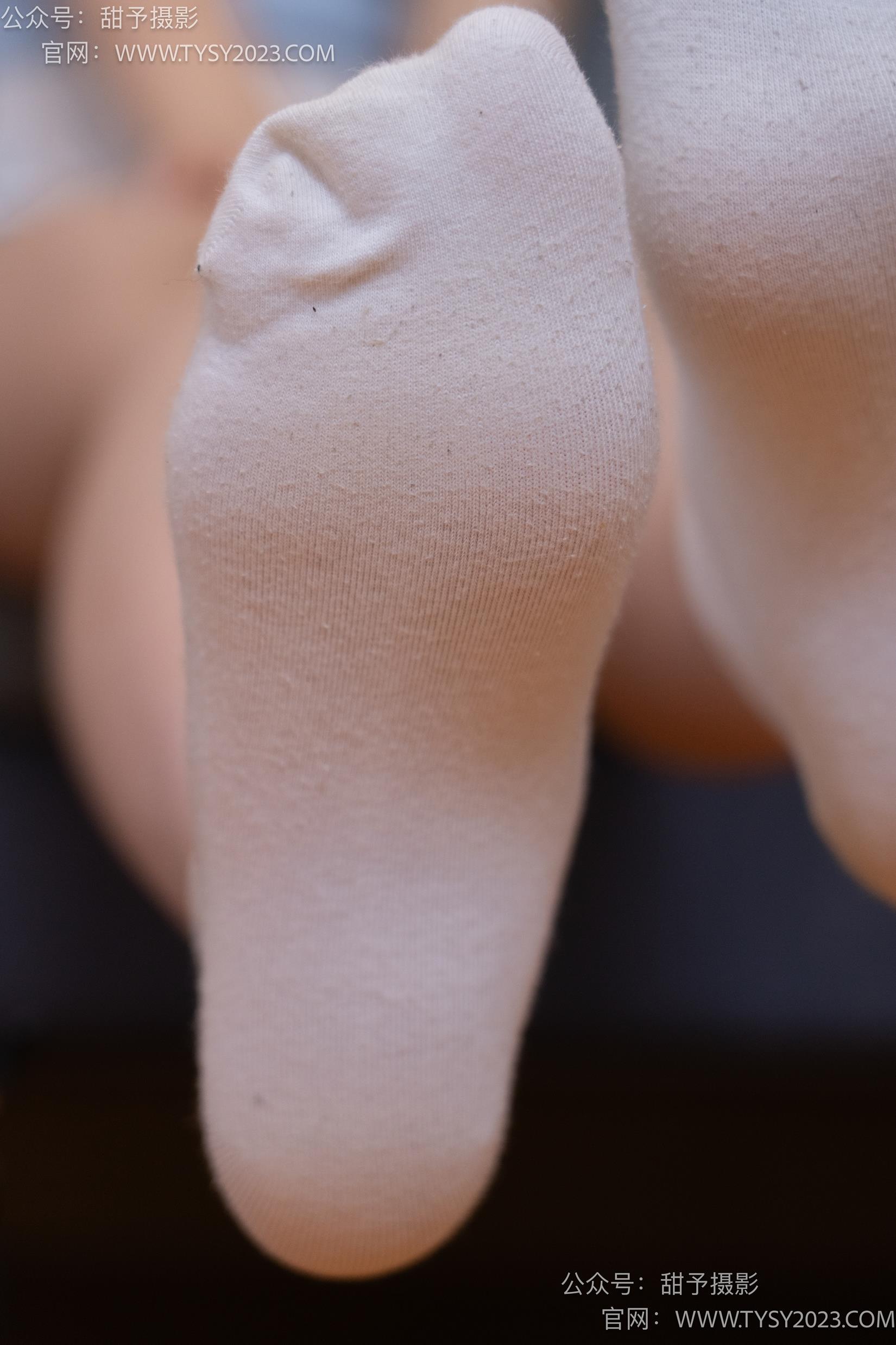 图片[70]-甜予摄影 NO.036 璇璇-马丁靴、白棉袜、裸足[124P] – 速更版-美库