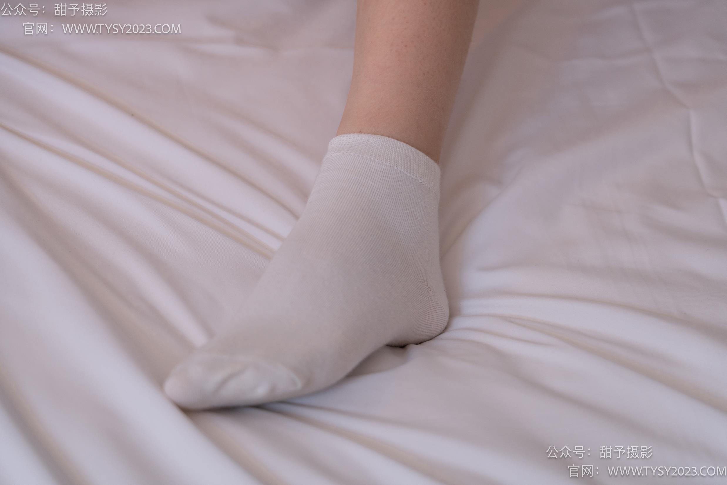图片[97]-甜予摄影 NO.036 璇璇-马丁靴、白棉袜、裸足[124P] – 速更版-美库