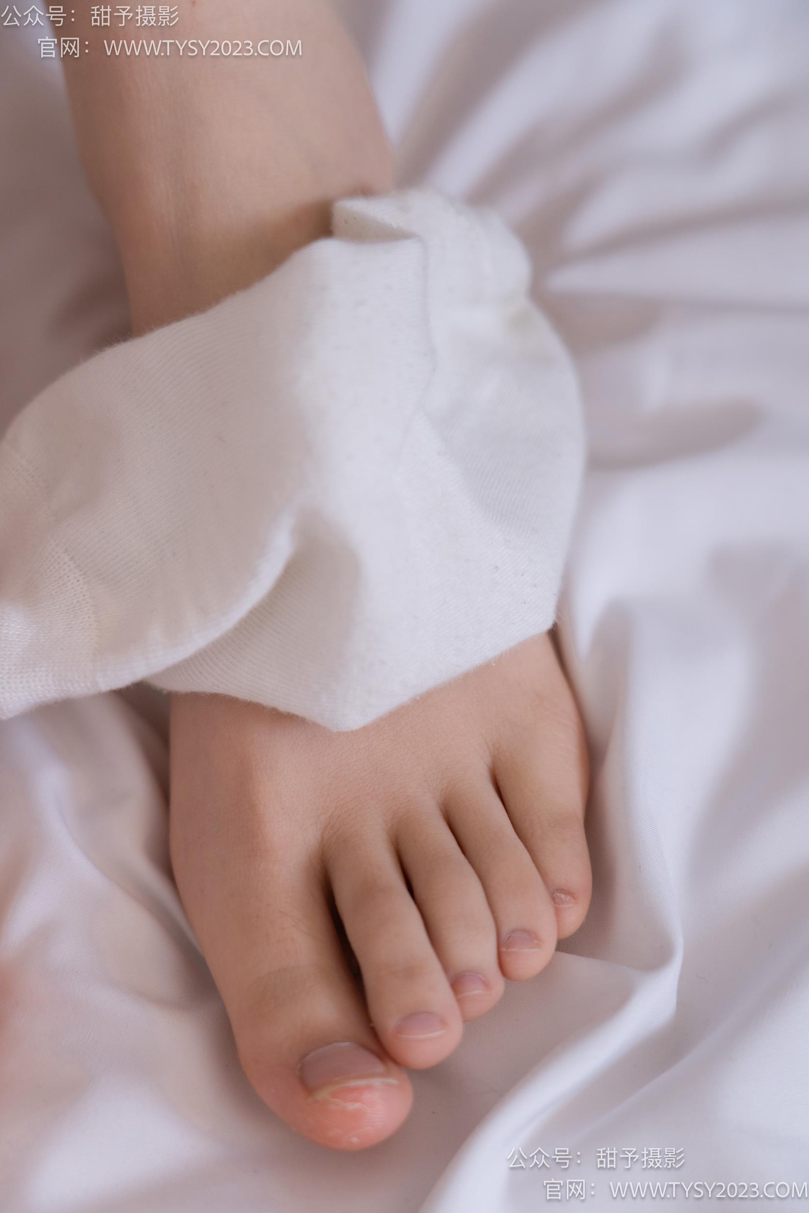 图片[112]-甜予摄影 NO.036 璇璇-马丁靴、白棉袜、裸足[124P] – 速更版-美库