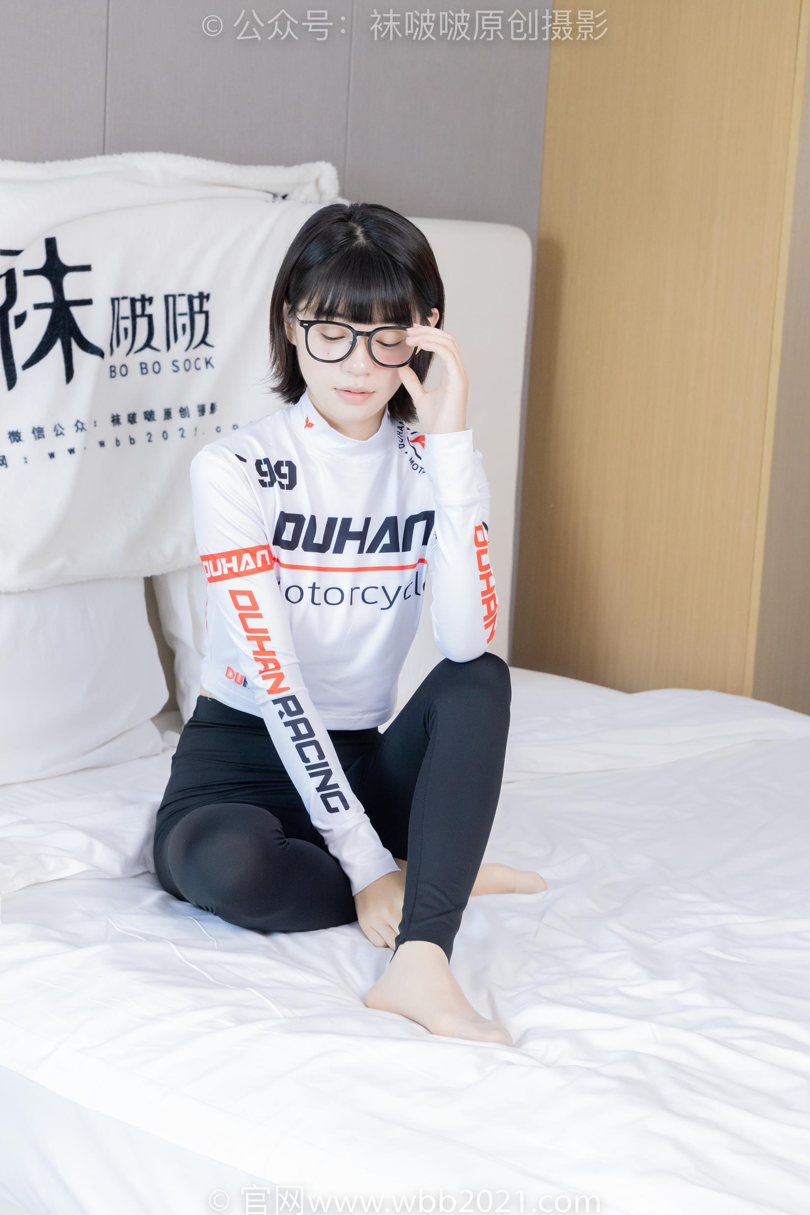 图片[114]-[BoBoSocks袜啵啵]NO.410 糯米-运动鞋、白棉袜、肉丝、瑜伽裤裤里丝[145P] – 速更版-美库