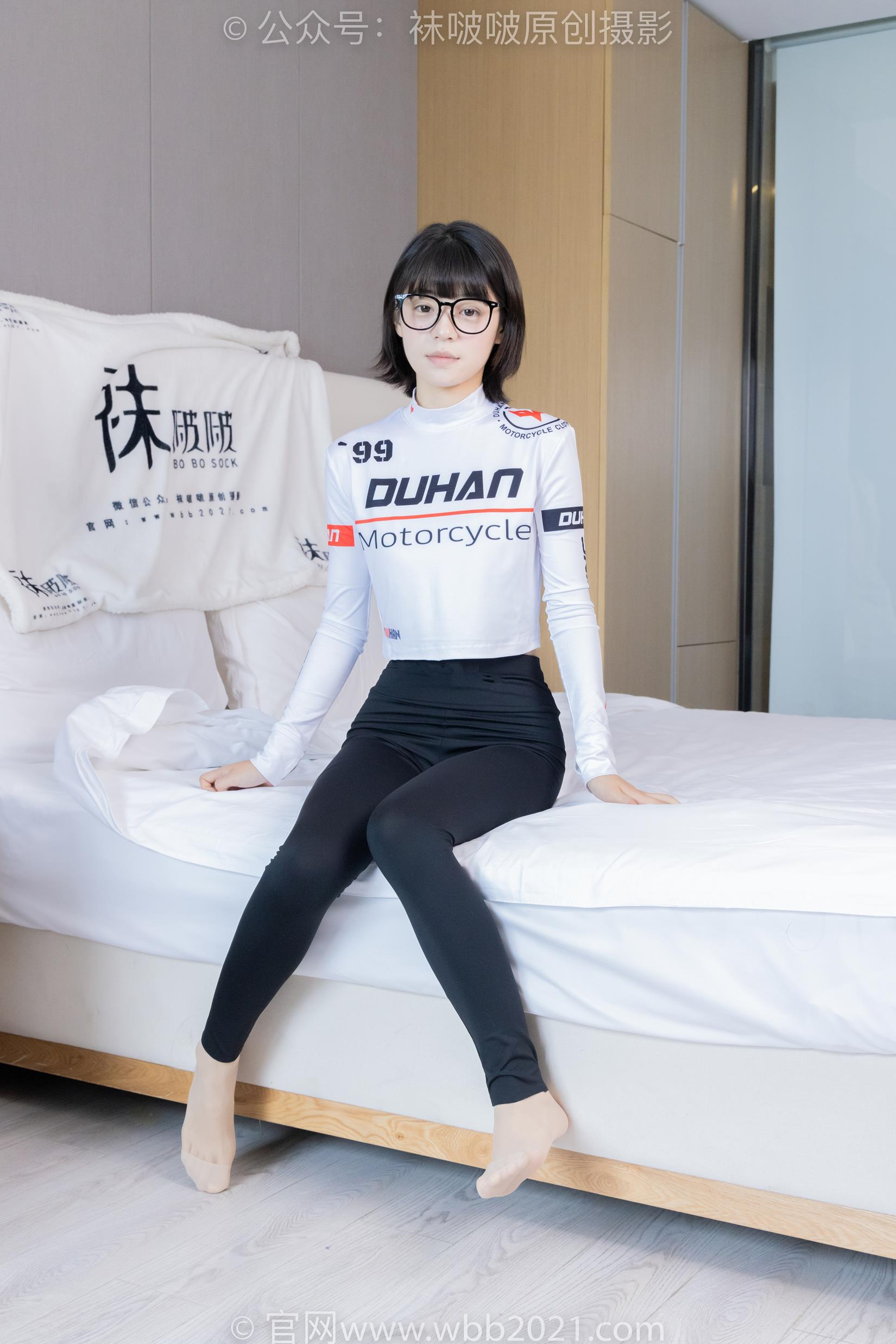 图片[129]-[BoBoSocks袜啵啵]NO.410 糯米-运动鞋、白棉袜、肉丝、瑜伽裤裤里丝[145P] – 速更版-美库