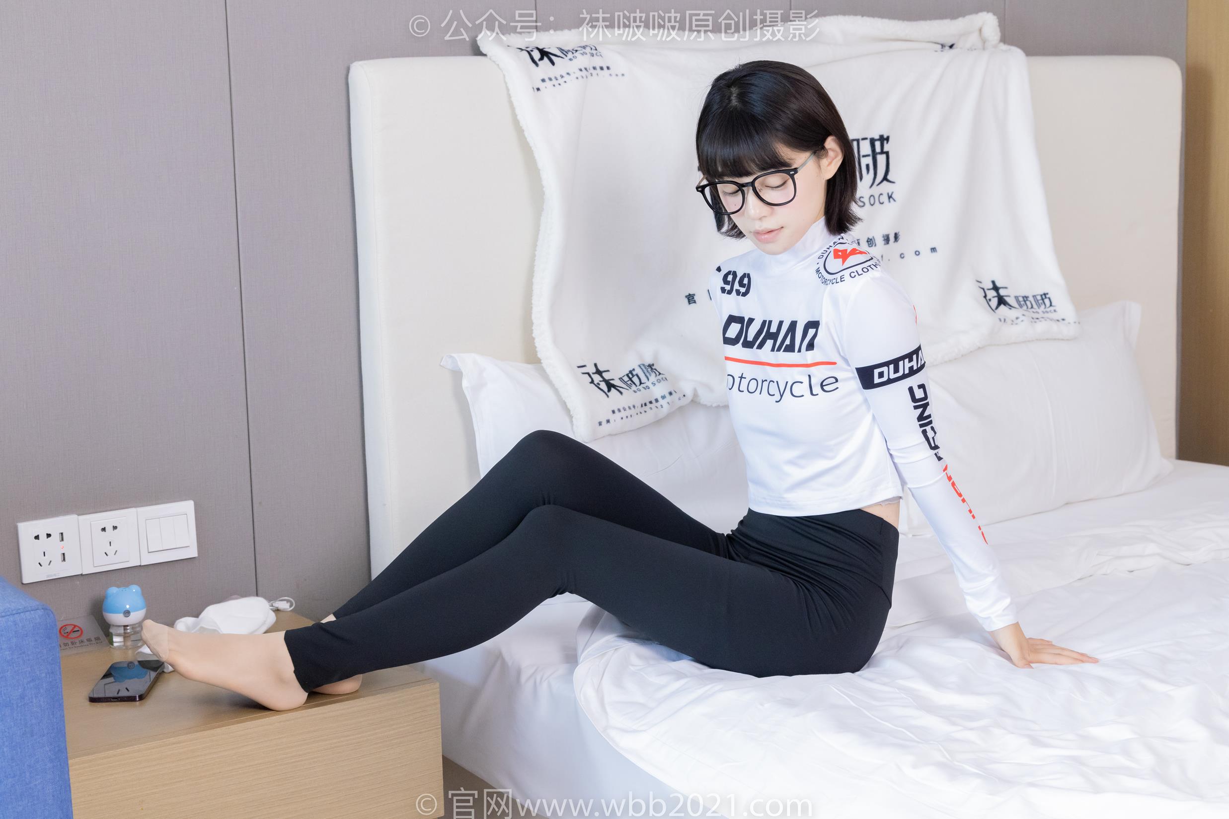 图片[139]-[BoBoSocks袜啵啵]NO.410 糯米-运动鞋、白棉袜、肉丝、瑜伽裤裤里丝[145P] – 速更版-美库