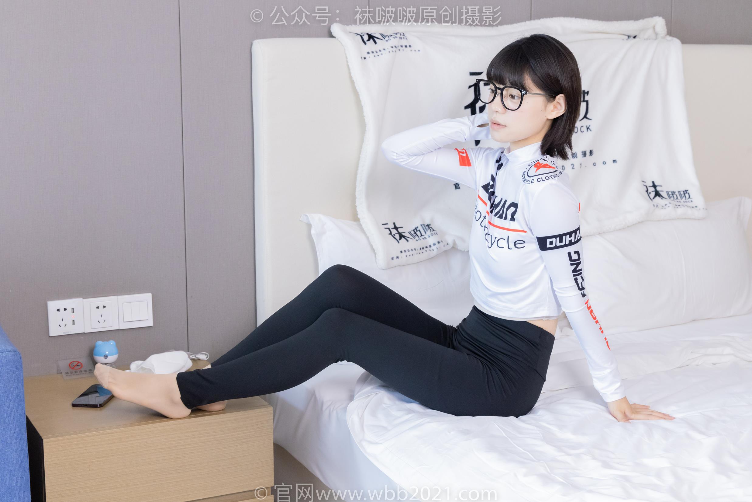 图片[141]-[BoBoSocks袜啵啵]NO.410 糯米-运动鞋、白棉袜、肉丝、瑜伽裤裤里丝[145P] – 速更版-美库