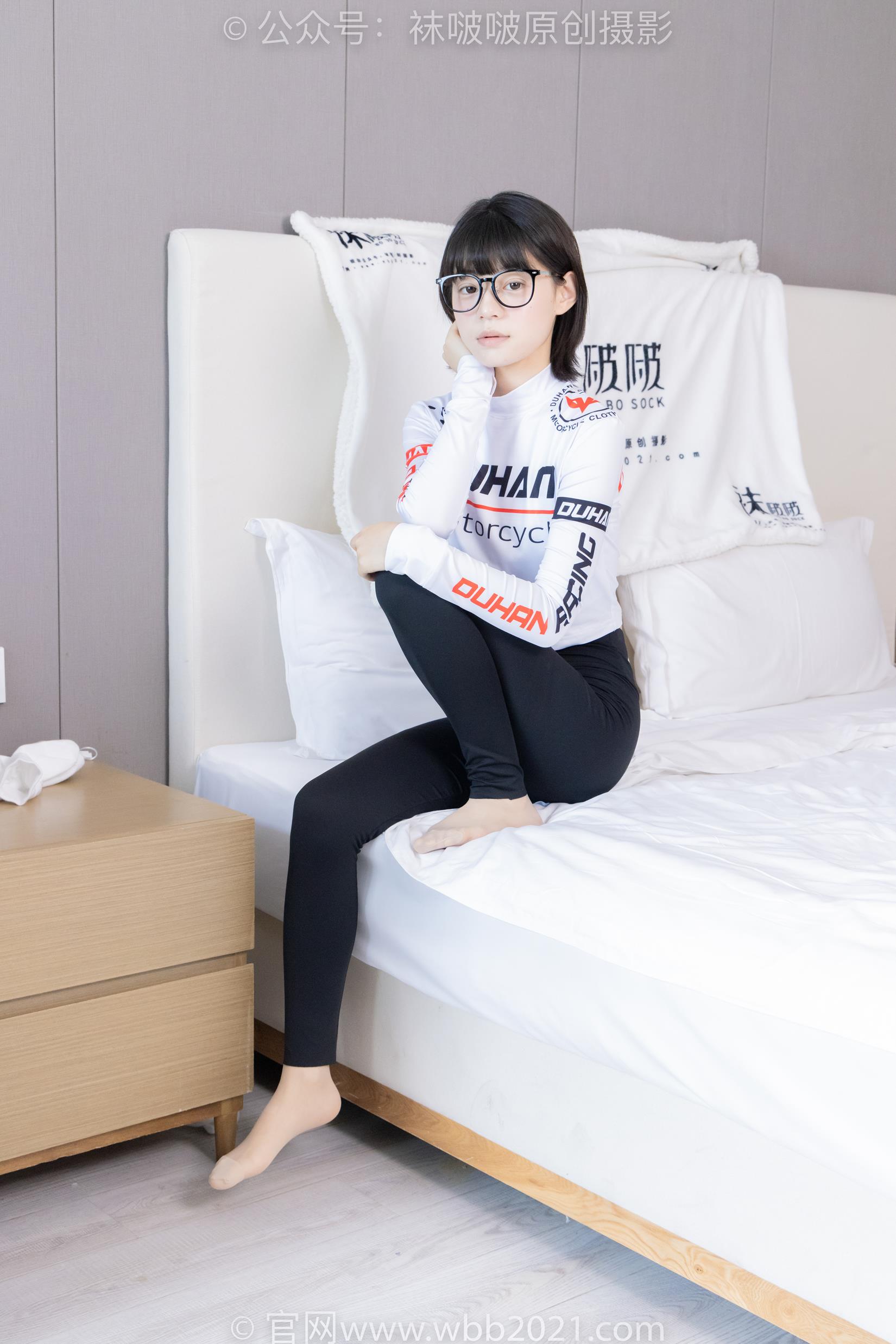 图片[146]-[BoBoSocks袜啵啵]NO.410 糯米-运动鞋、白棉袜、肉丝、瑜伽裤裤里丝[145P] – 速更版-美库