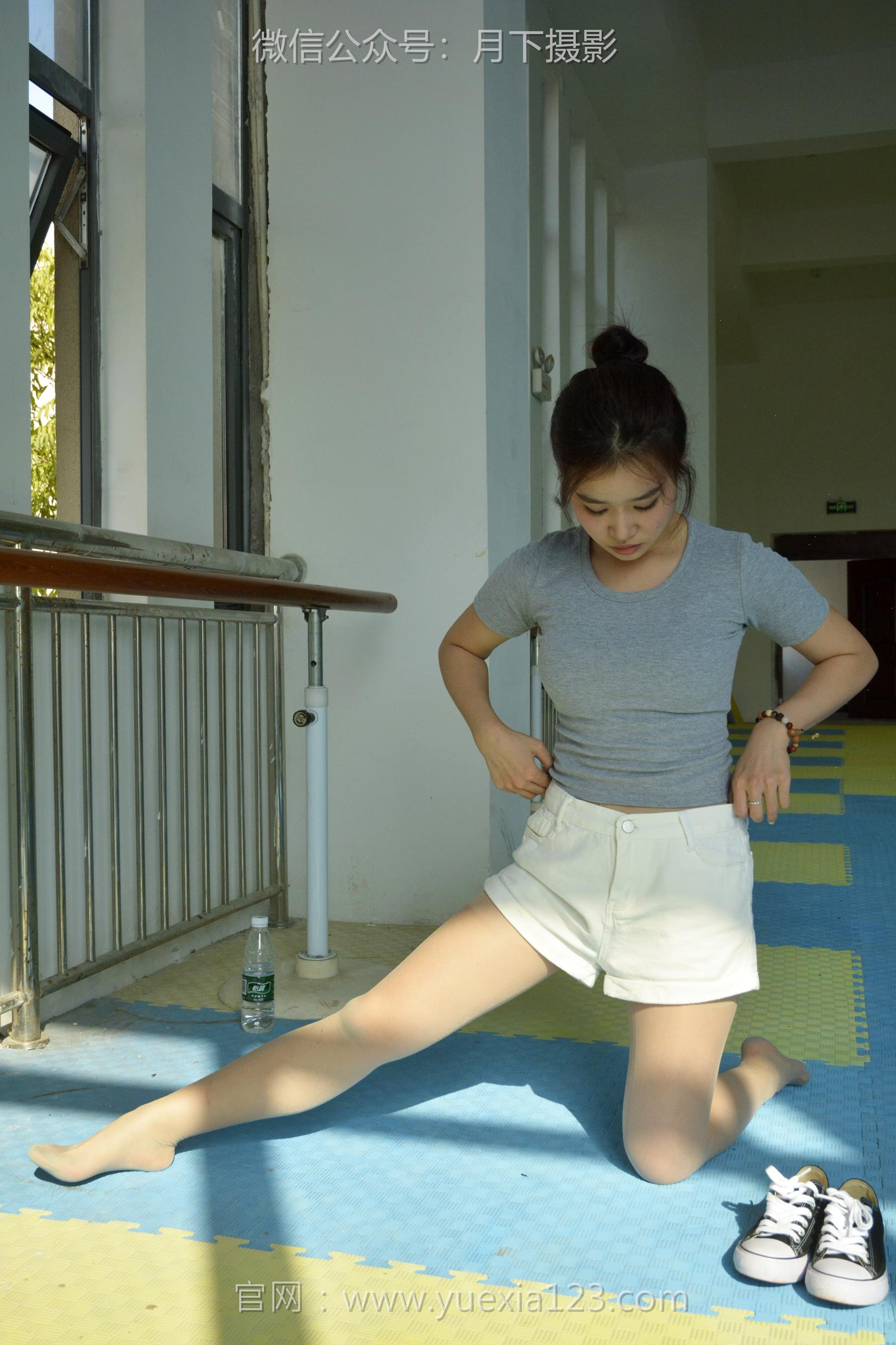 图片[46]-月下摄影 NO.001 茜茜~舞蹈热身作为拉拉队长，每天必修课就是加强舞蹈训练！[111P] – 速更版-美库