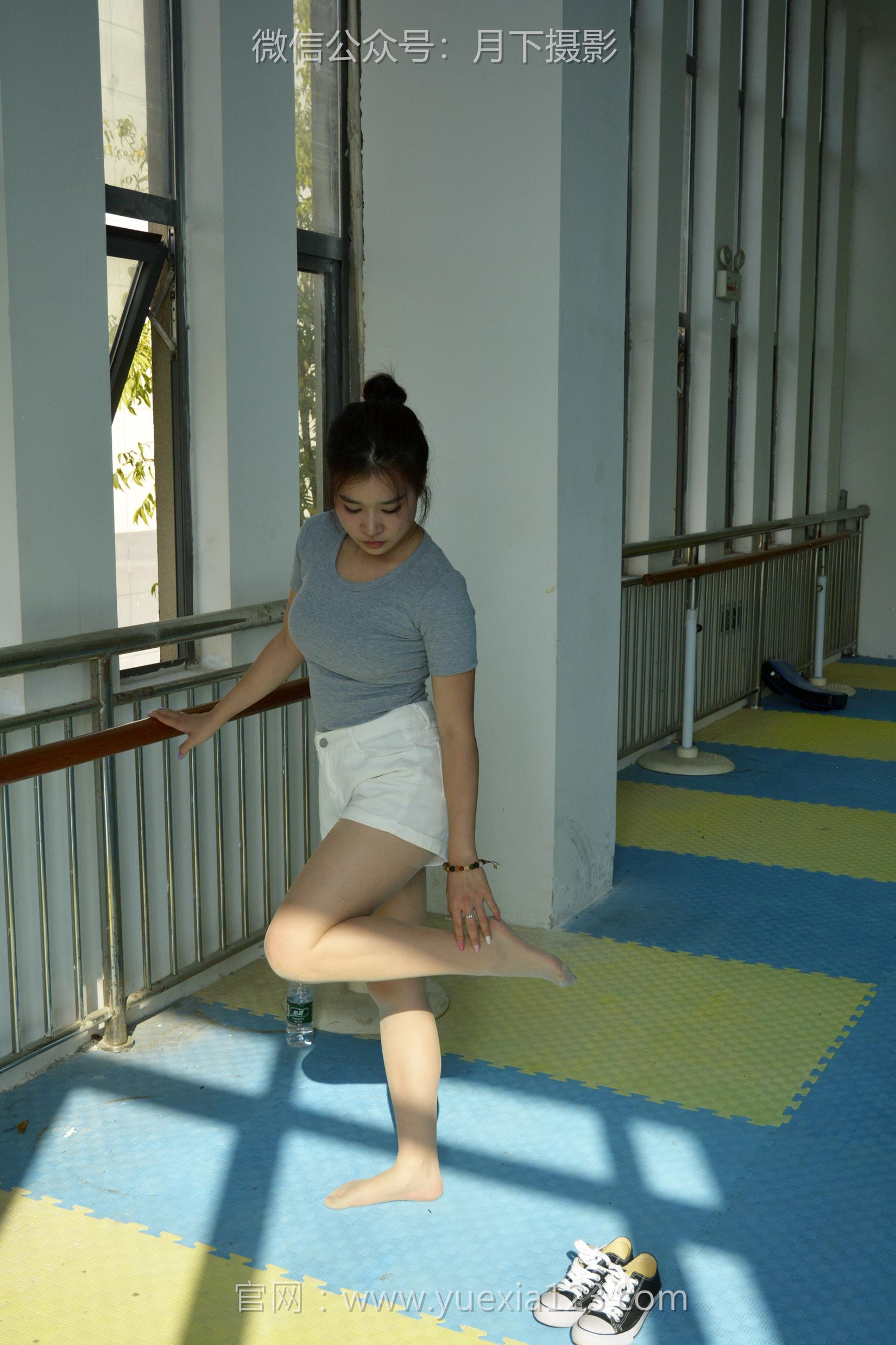 图片[57]-月下摄影 NO.001 茜茜~舞蹈热身作为拉拉队长，每天必修课就是加强舞蹈训练！[111P] – 速更版-美库