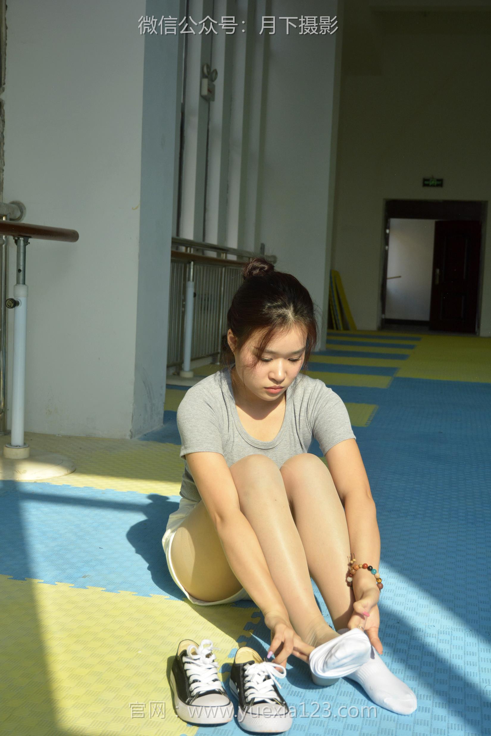 图片[97]-月下摄影 NO.001 茜茜~舞蹈热身作为拉拉队长，每天必修课就是加强舞蹈训练！[111P] – 速更版-美库