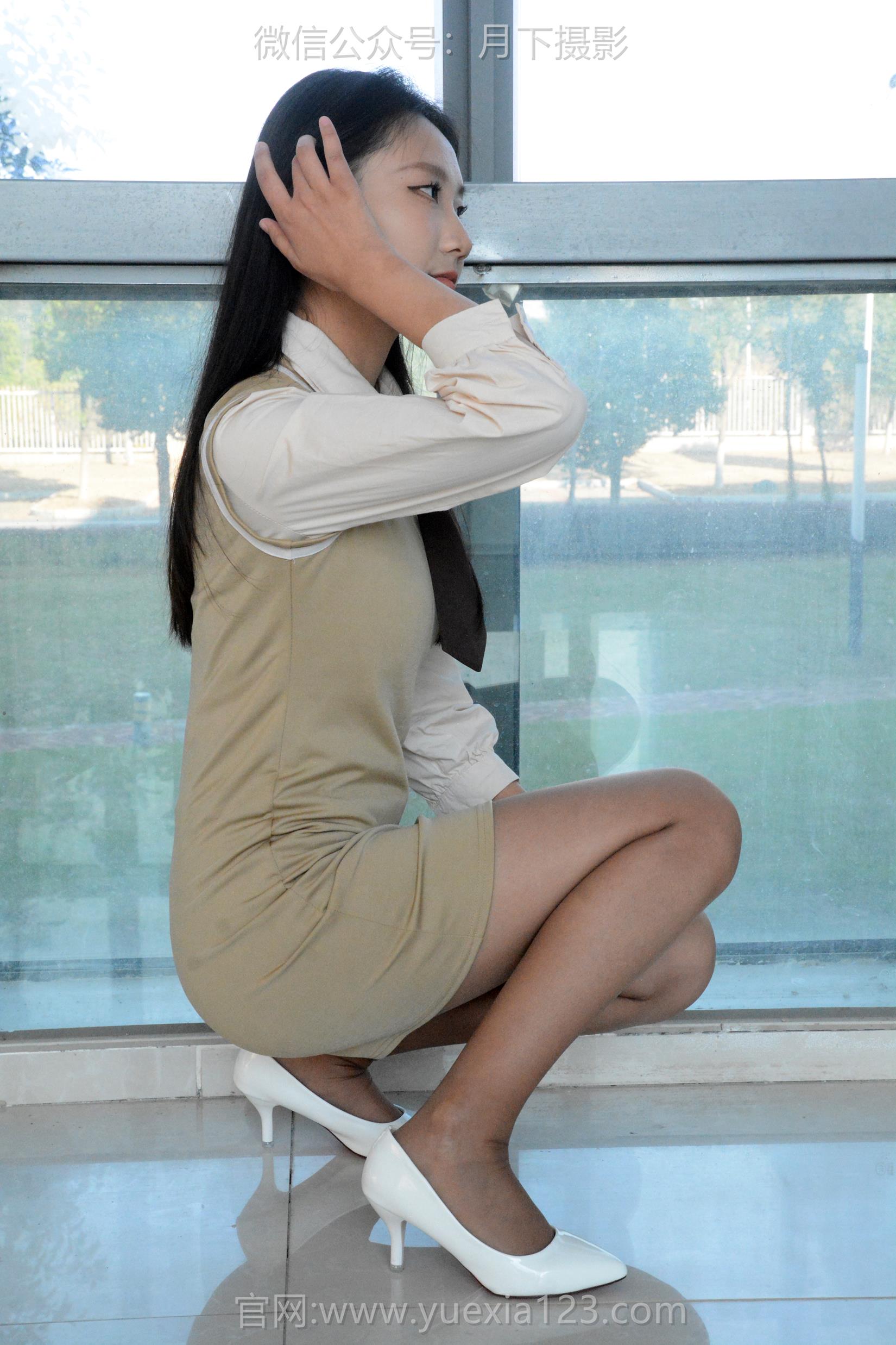 图片[58]-月下摄影 NO.003 茜茜~恰恰~浅咖连衣裙 超级喜欢这套服装，就是领带小了一点！[138P] – 速更版-美库