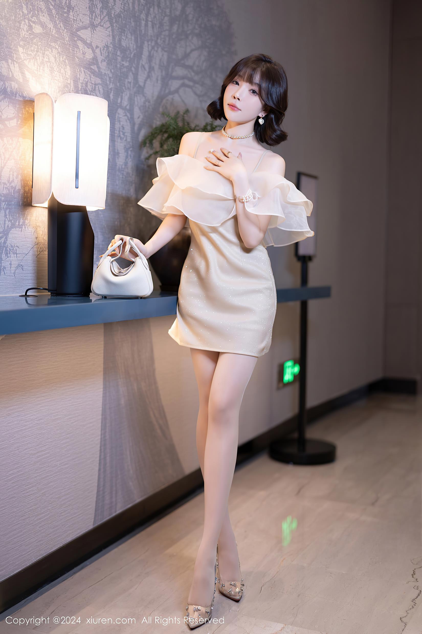 图片[40]-[Xiuren秀人网]2024.07.25 NO.8917 徐莉芝Booty[43+1P] – 速更版-美库