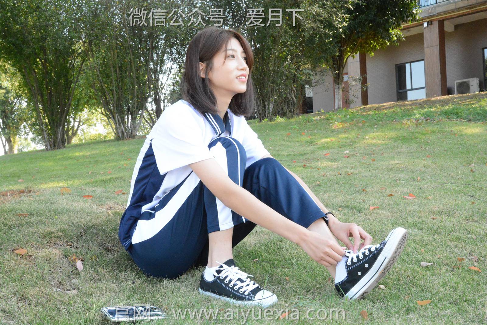 图片[38]-月下摄影 NO.004 秀秀~浅发校服 其实我喜欢酷酷的，今天第一期被安排了校服！[130P] – 速更版-美库